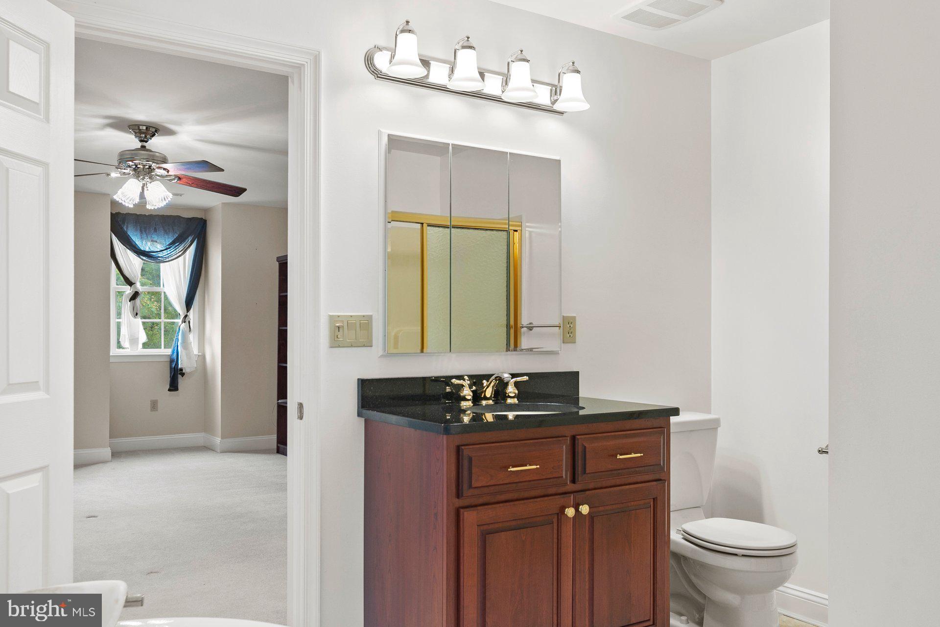 COLONIAL ESTATES - Residential