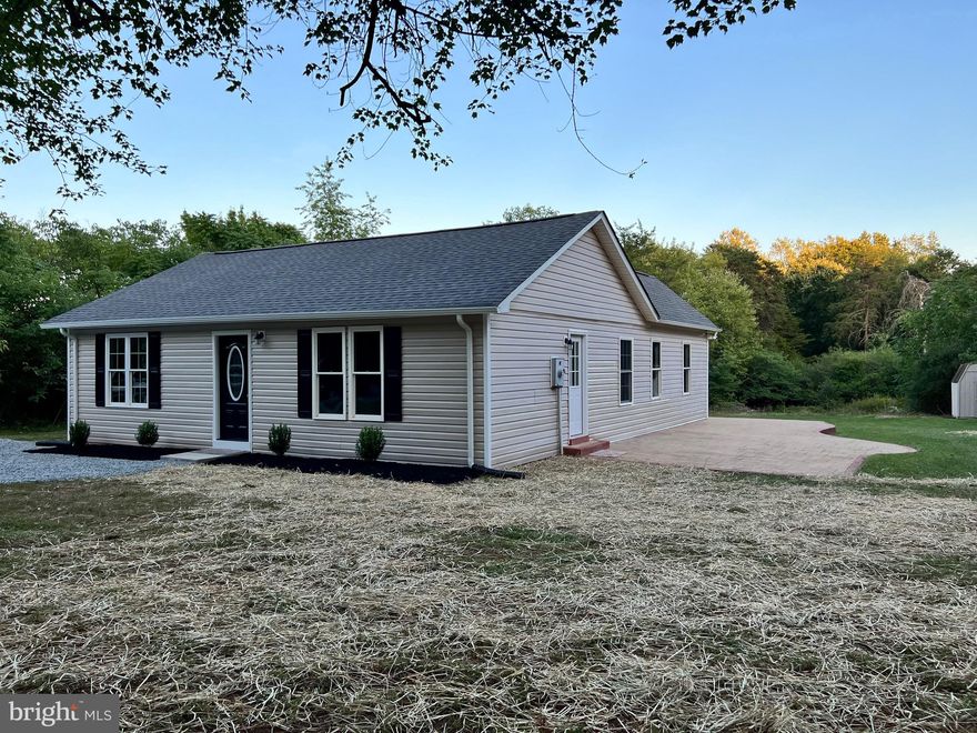 Welcome home to country living on just under 2 acres! This home has been recently updated to include; New roof, New water heater, New kitchen cabinetry, SS appliances, Granite counter tops, Updated bathrooms, Vinyl flooring and carpet, Fresh Paint, Upgraded lighting and fixtures. This home features a private master suite with dual sinks and spacious closet. The outside is perfect for entertaining and offers an oversized stamped concrete patio. No HOA, Schedule a showing today!
