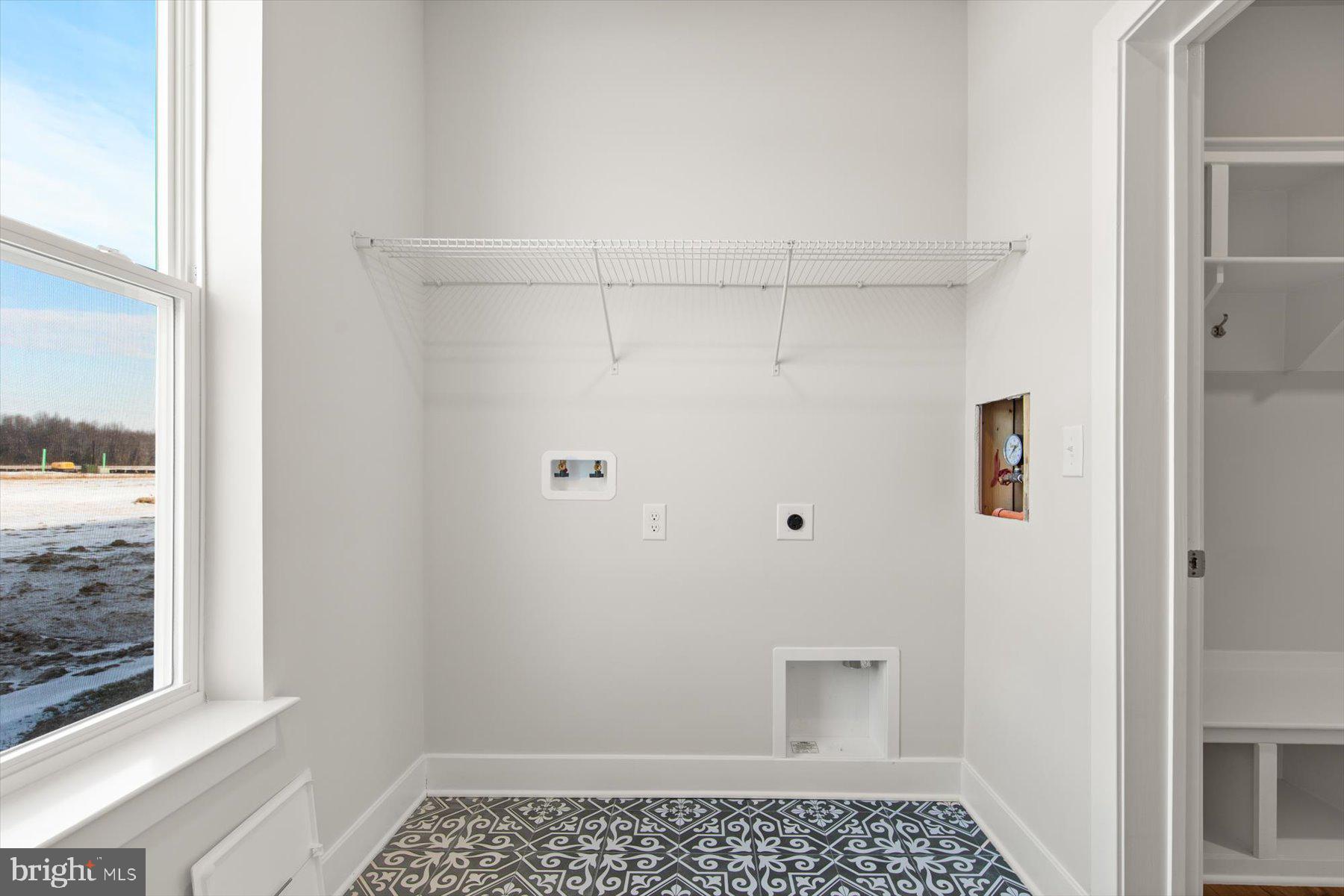 THE GRANARY AT DRAPER FARM - Residential