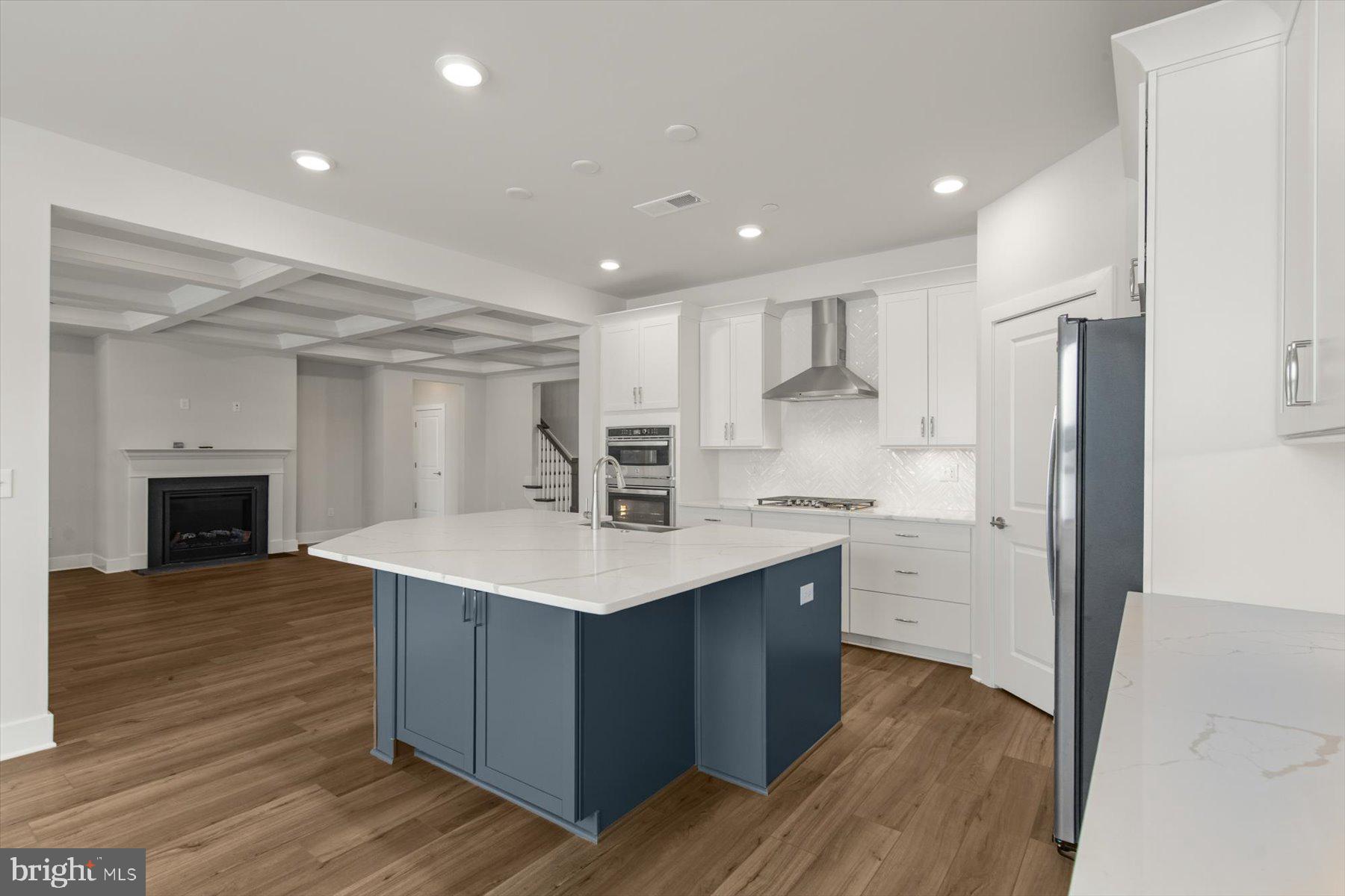 THE GRANARY AT DRAPER FARM - Residential