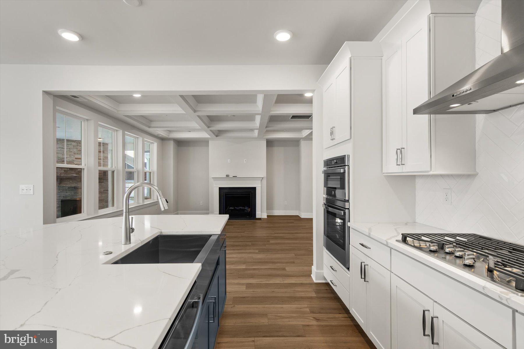 THE GRANARY AT DRAPER FARM - Residential