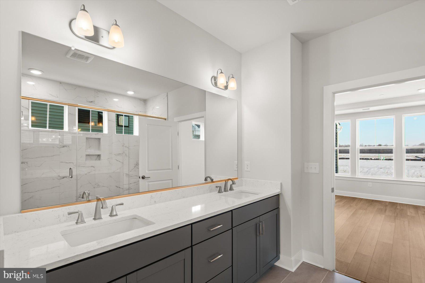 THE GRANARY AT DRAPER FARM - Residential