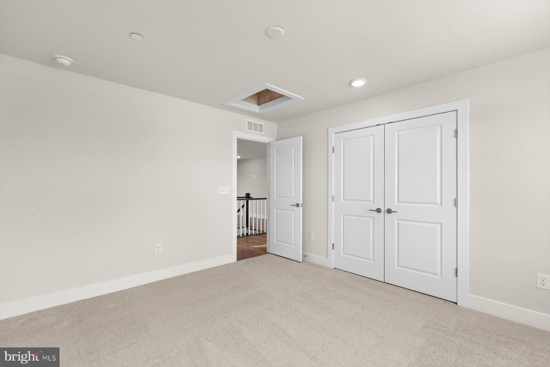 THE GRANARY AT DRAPER FARM - Residential