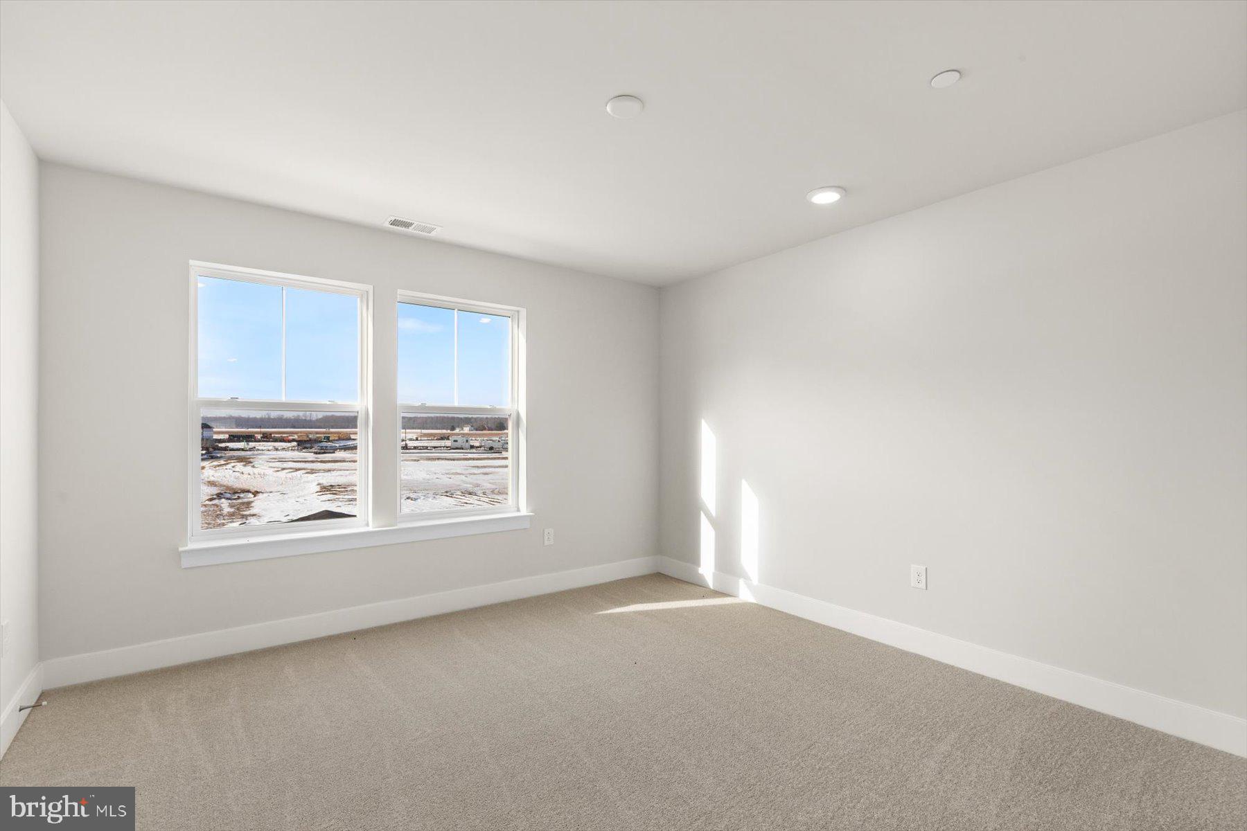 THE GRANARY AT DRAPER FARM - Residential