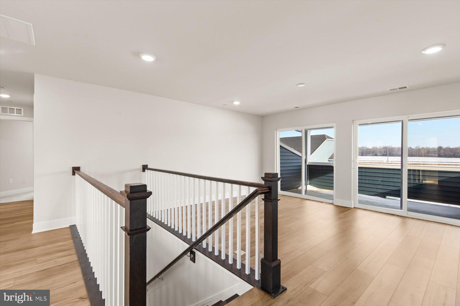 THE GRANARY AT DRAPER FARM - Residential