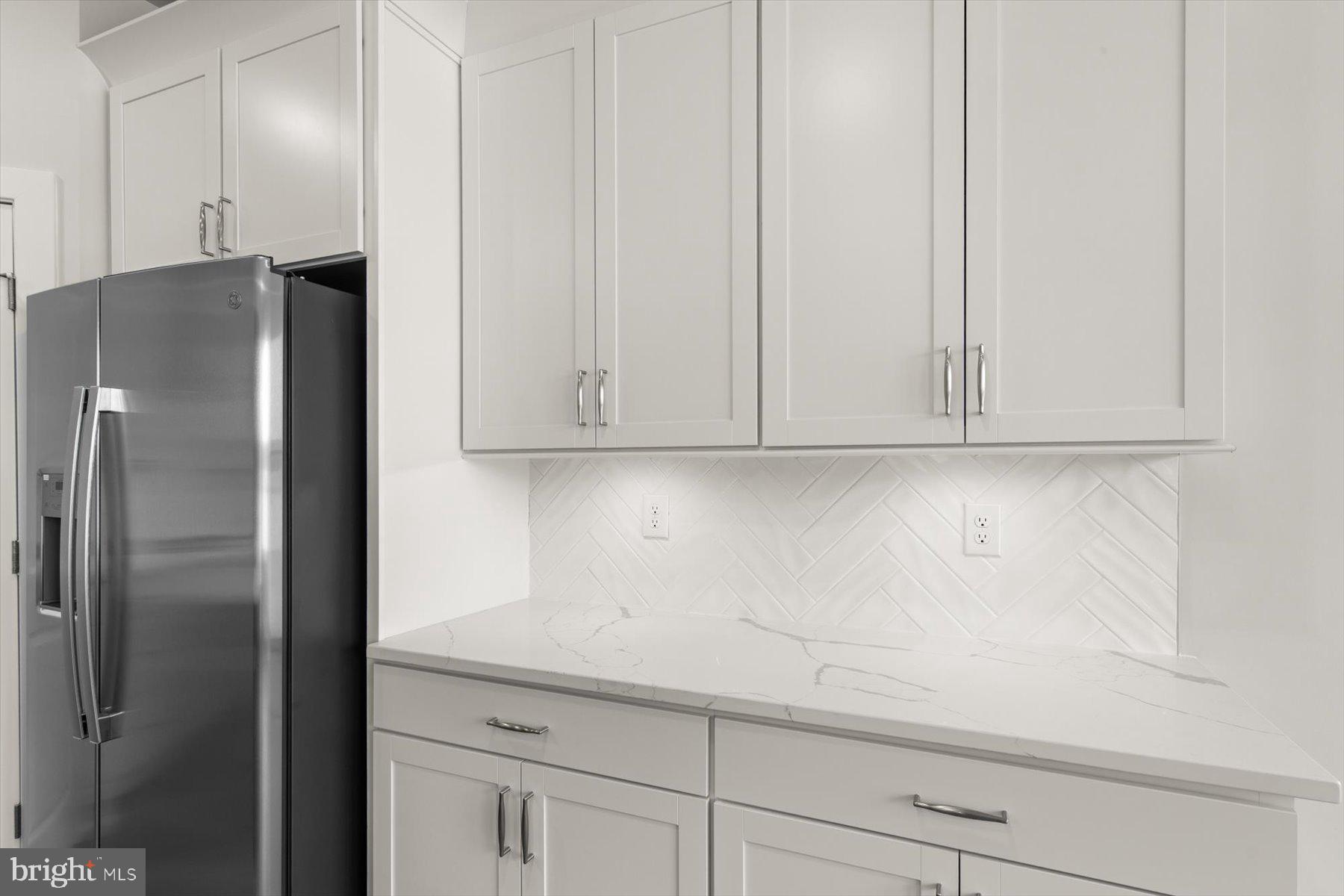 THE GRANARY AT DRAPER FARM - Residential