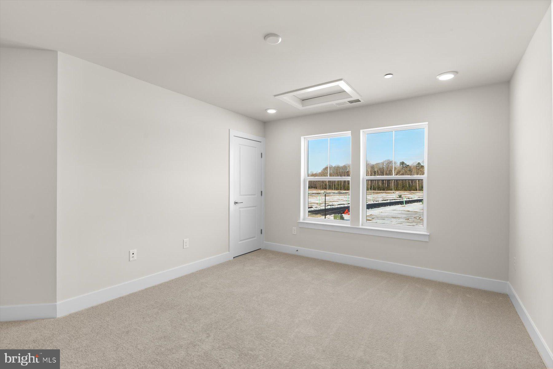 THE GRANARY AT DRAPER FARM - Residential