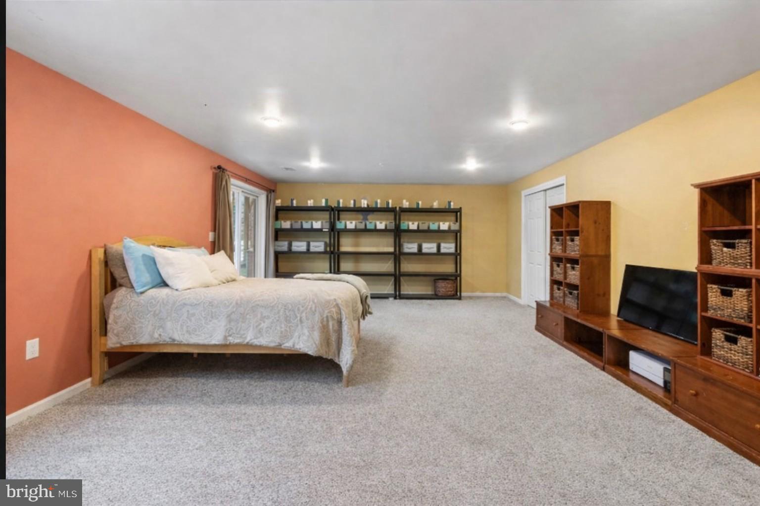 PROVIDENCE CORNER - Residential