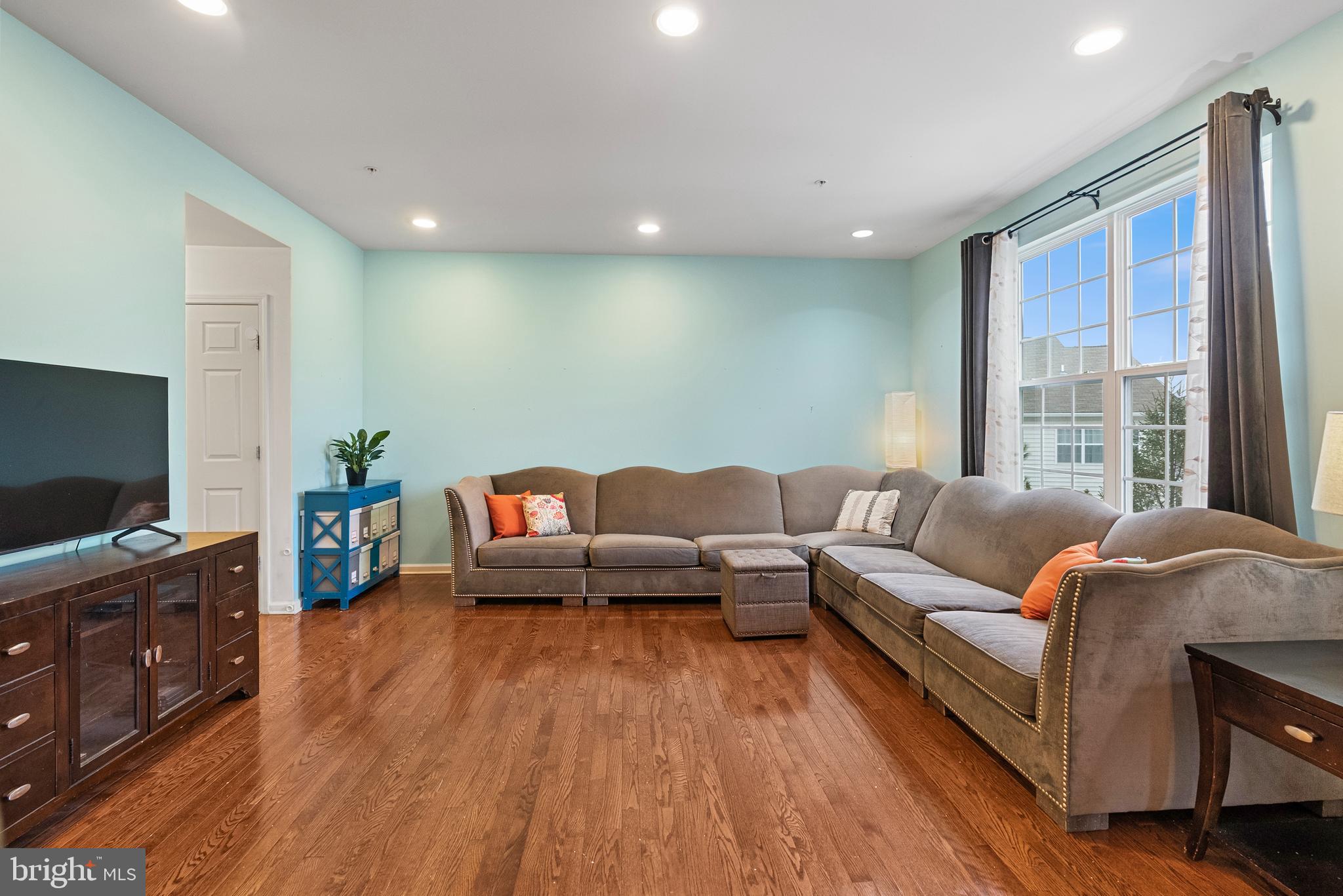 PROVIDENCE CORNER - Residential