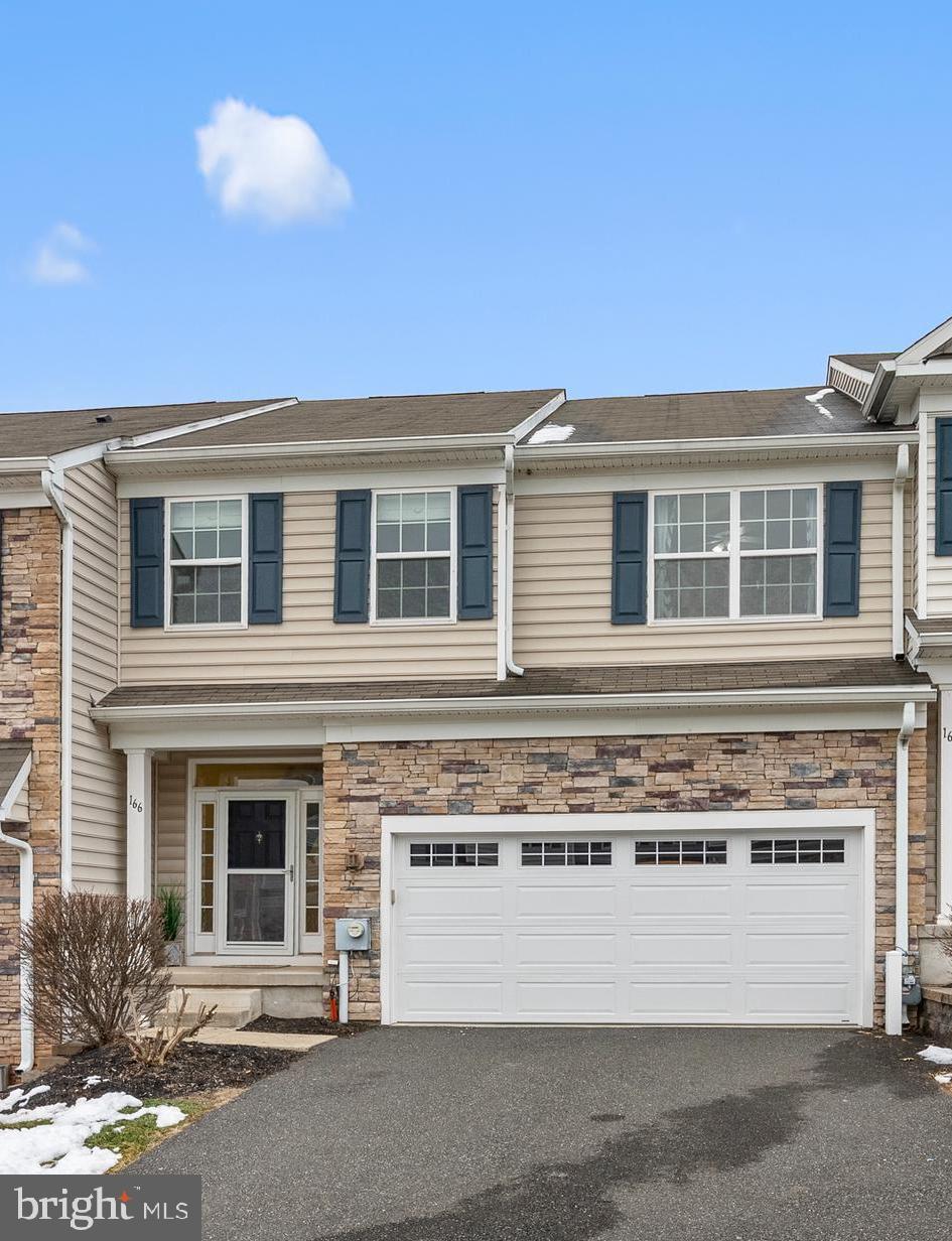 PROVIDENCE CORNER - Residential