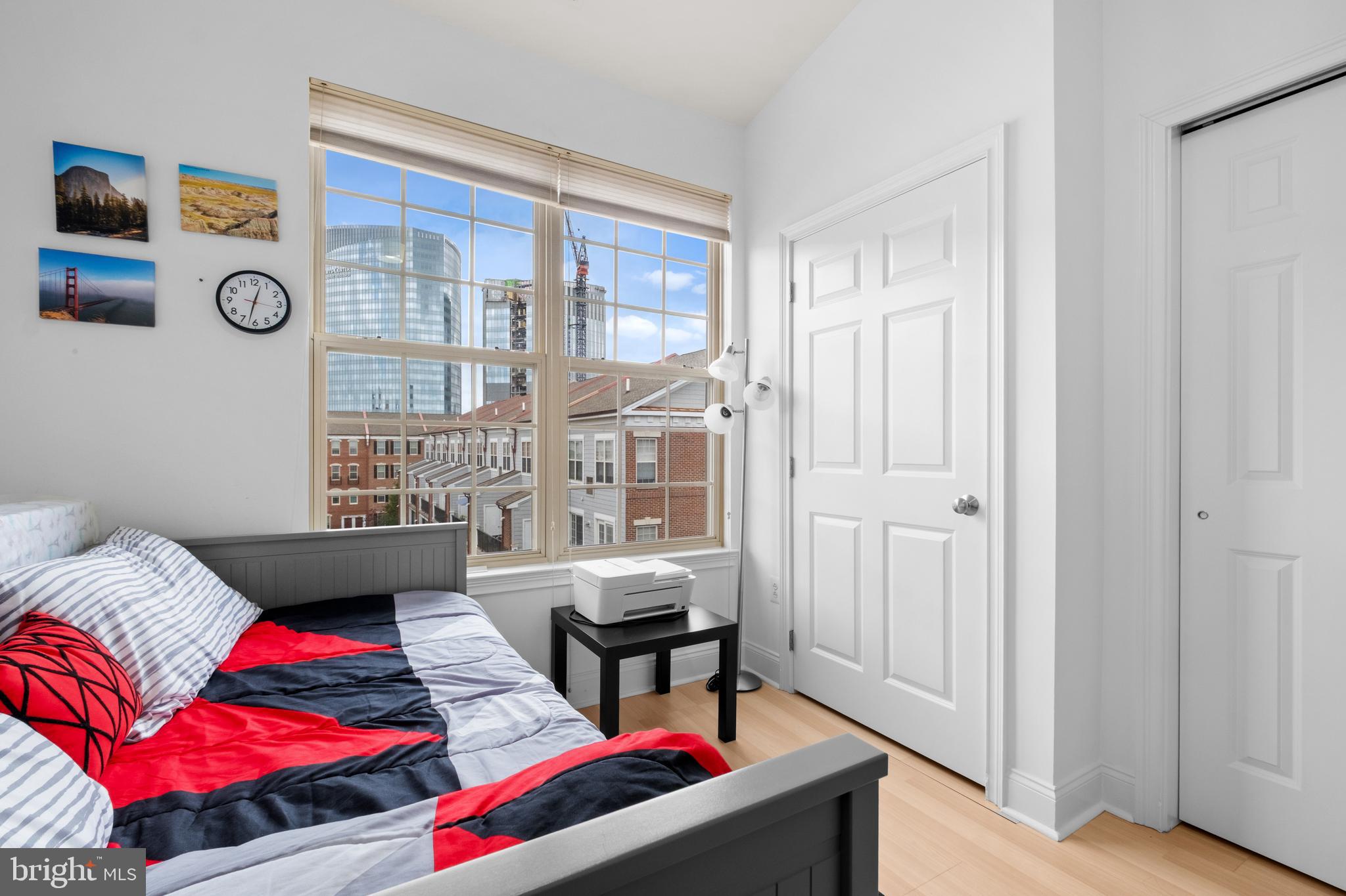 NAVAL SQUARE - Residential