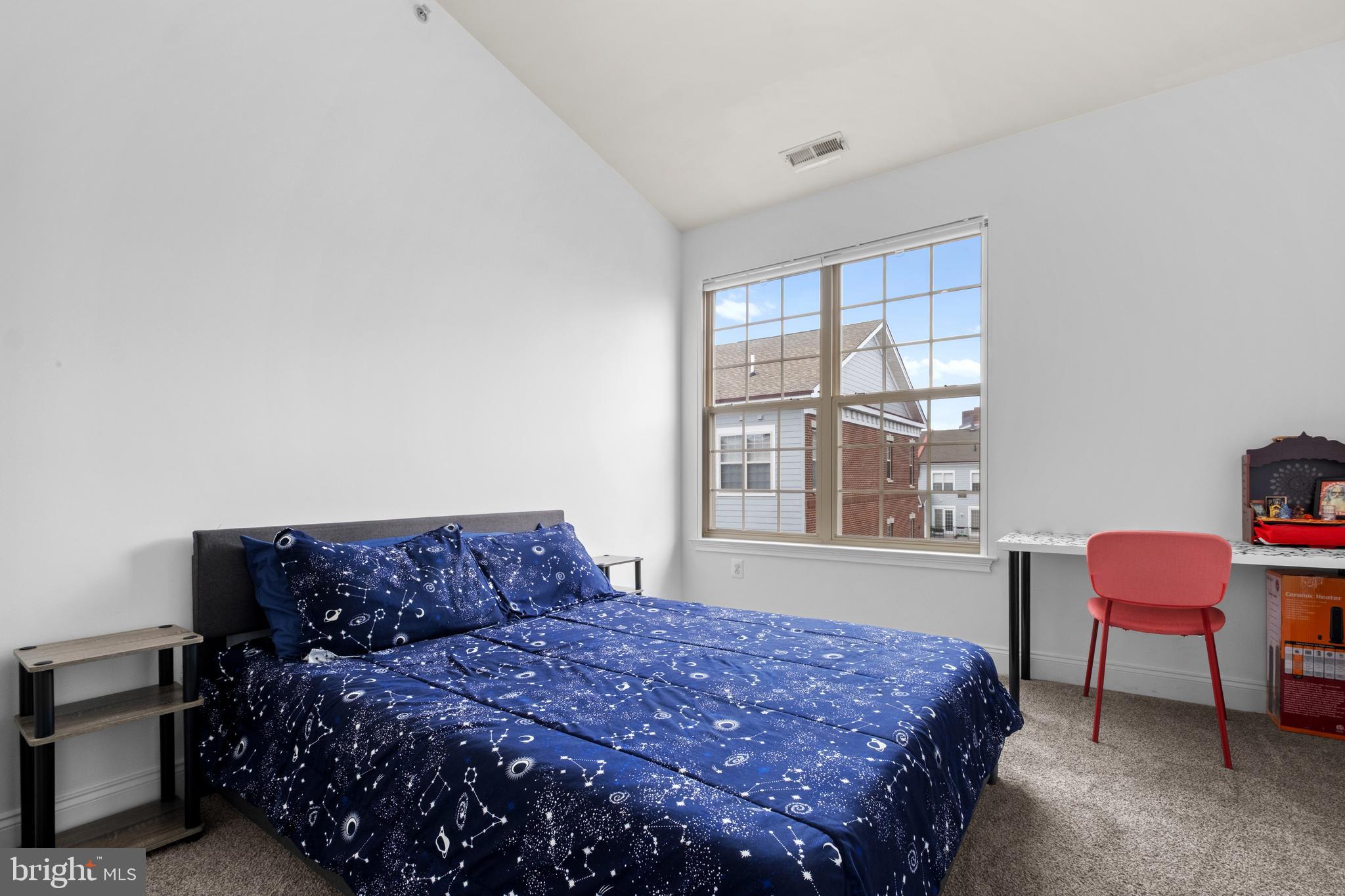 NAVAL SQUARE - Residential