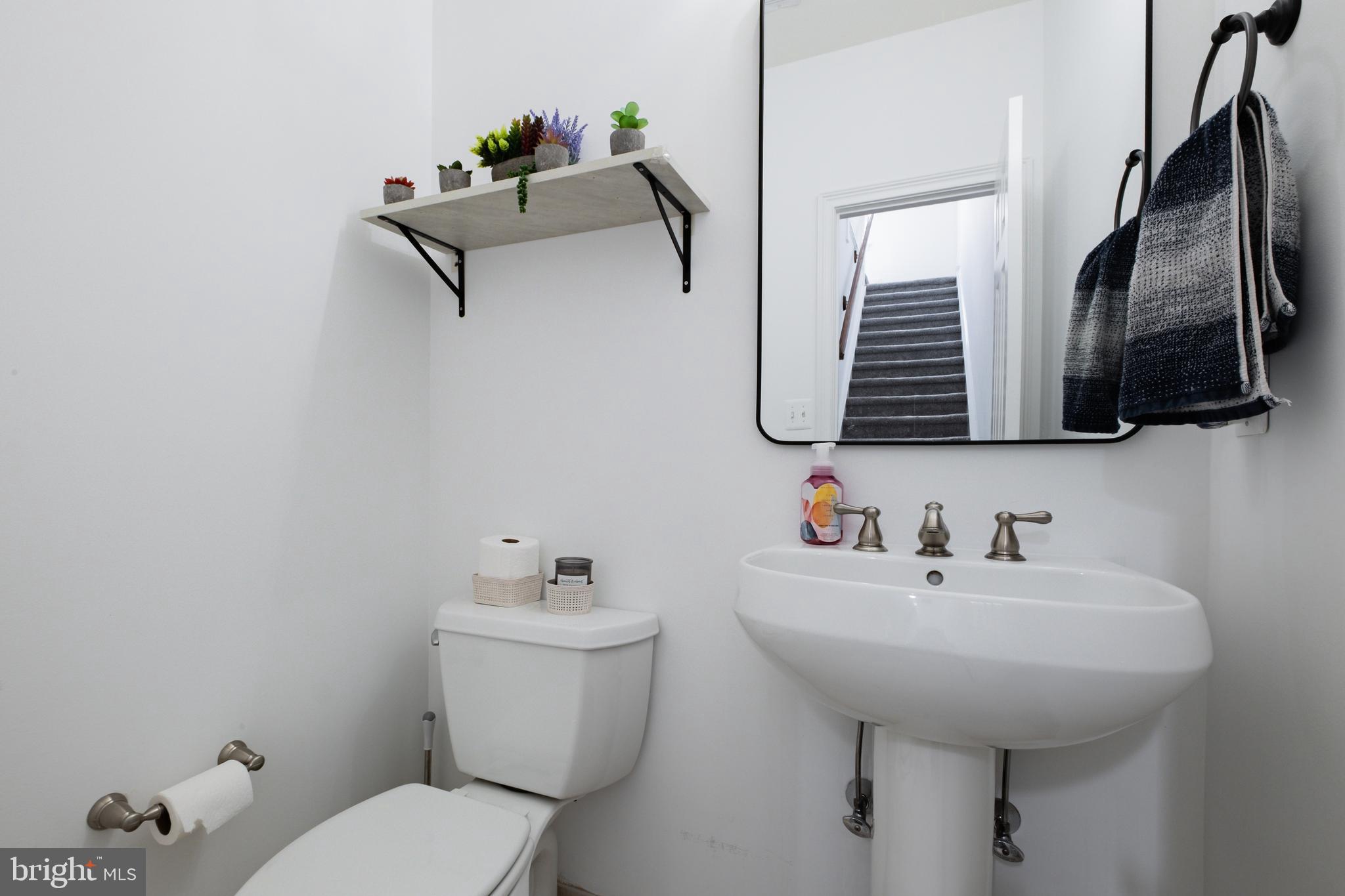 NAVAL SQUARE - Residential