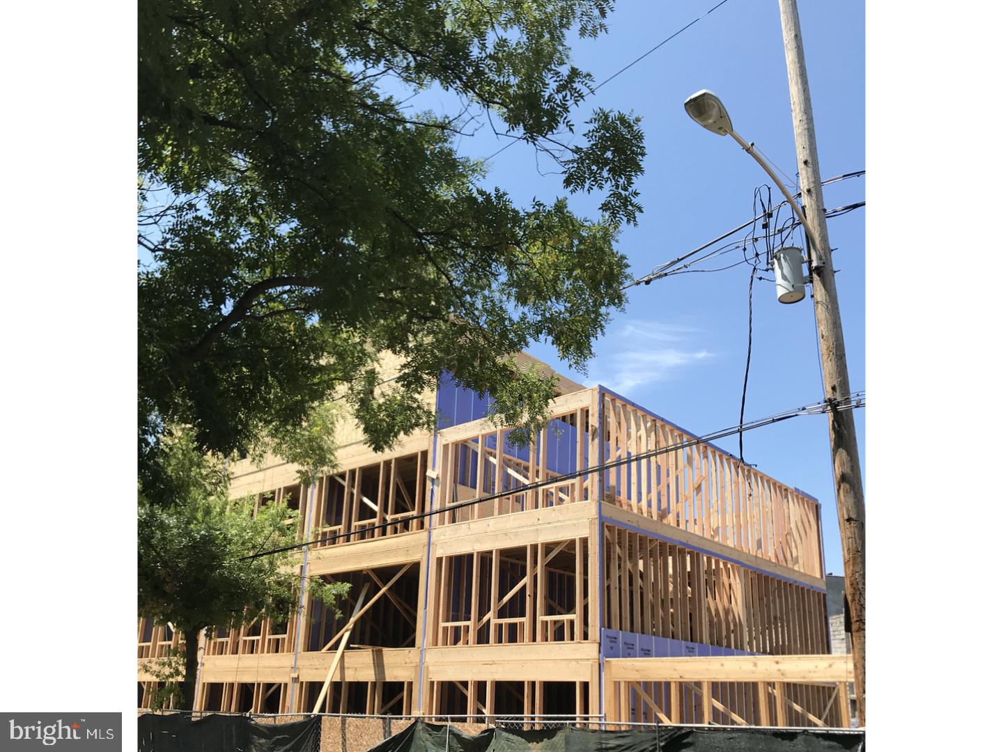 OLDE KENSINGTON - Residential