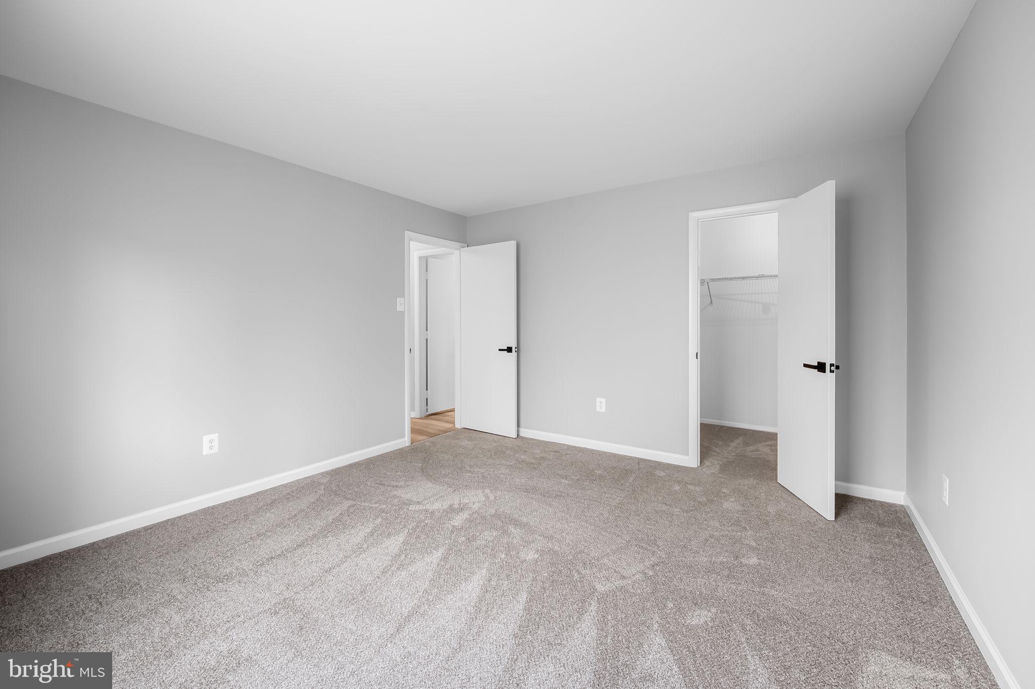 HAMPSTEAD VALLEY - Residential