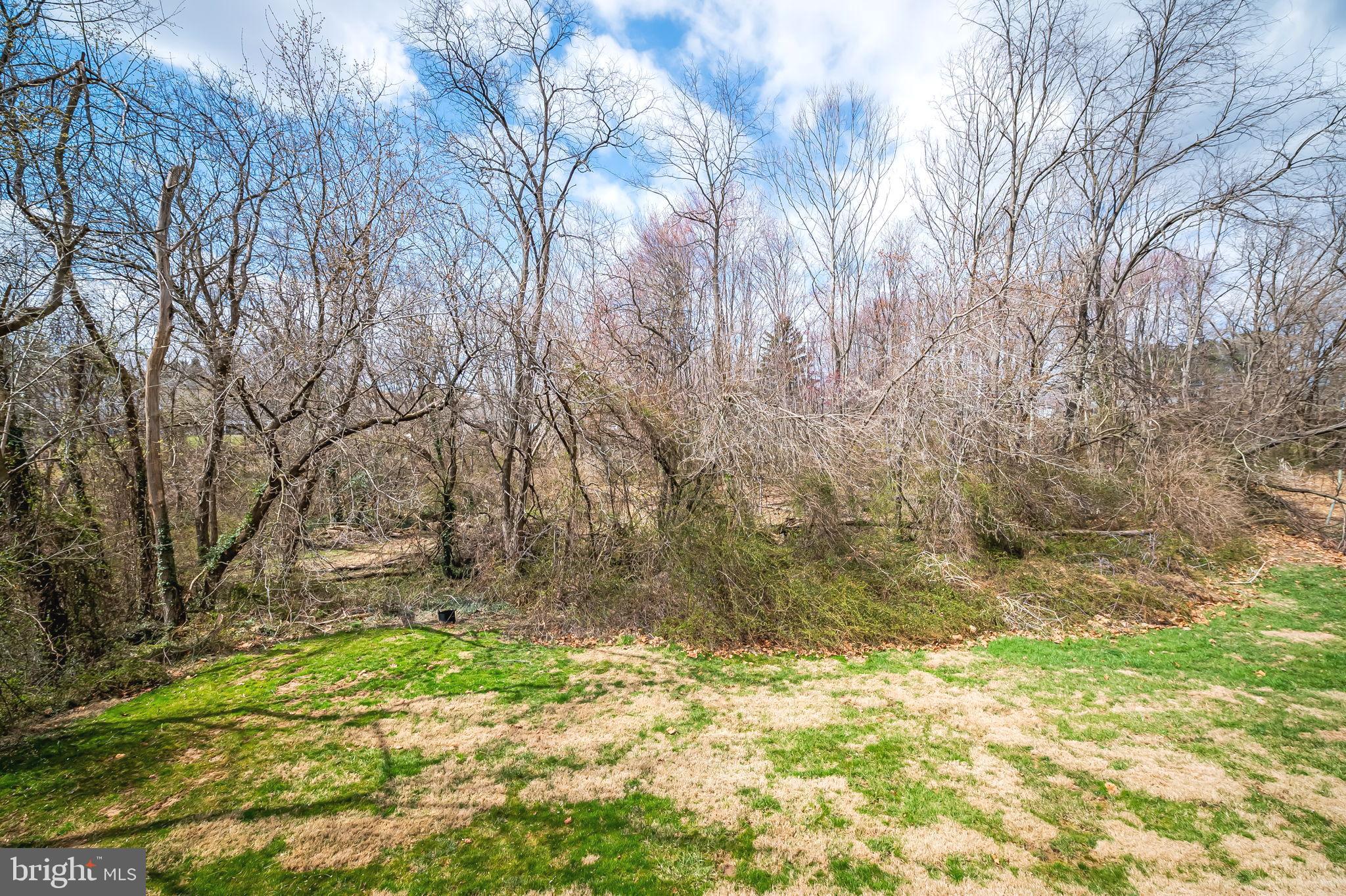 HAMPSTEAD VALLEY - Residential