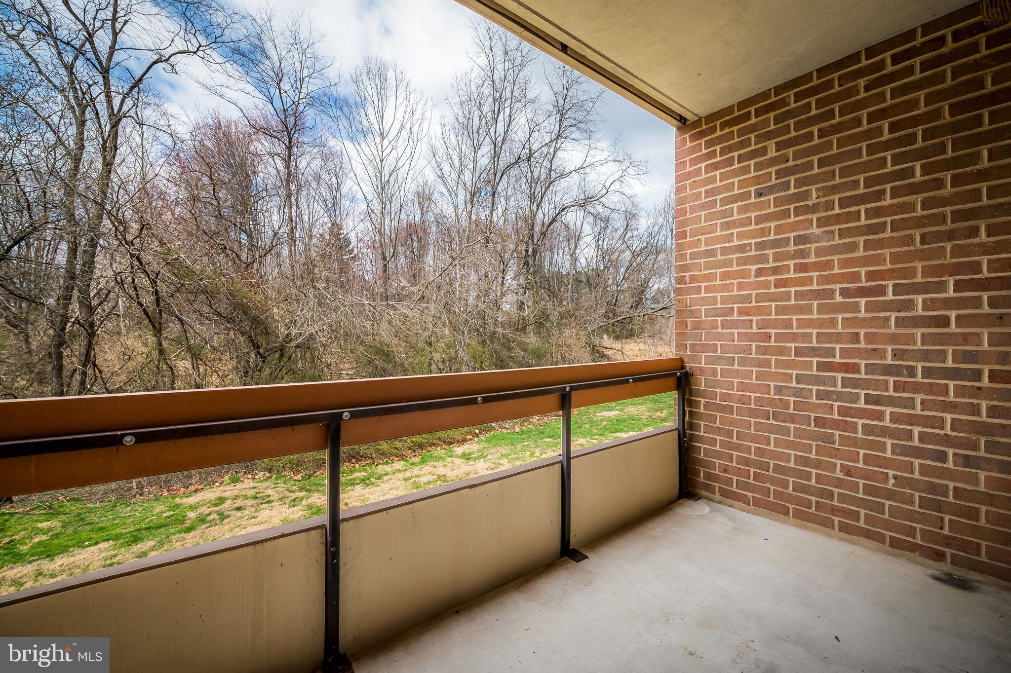 HAMPSTEAD VALLEY - Residential