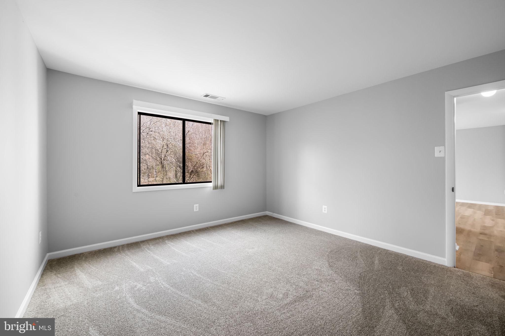 HAMPSTEAD VALLEY - Residential