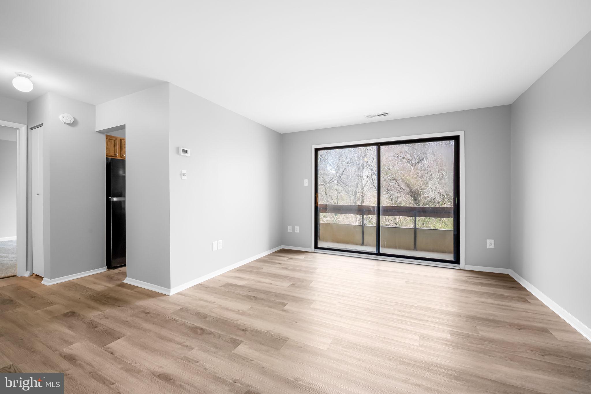 HAMPSTEAD VALLEY - Residential