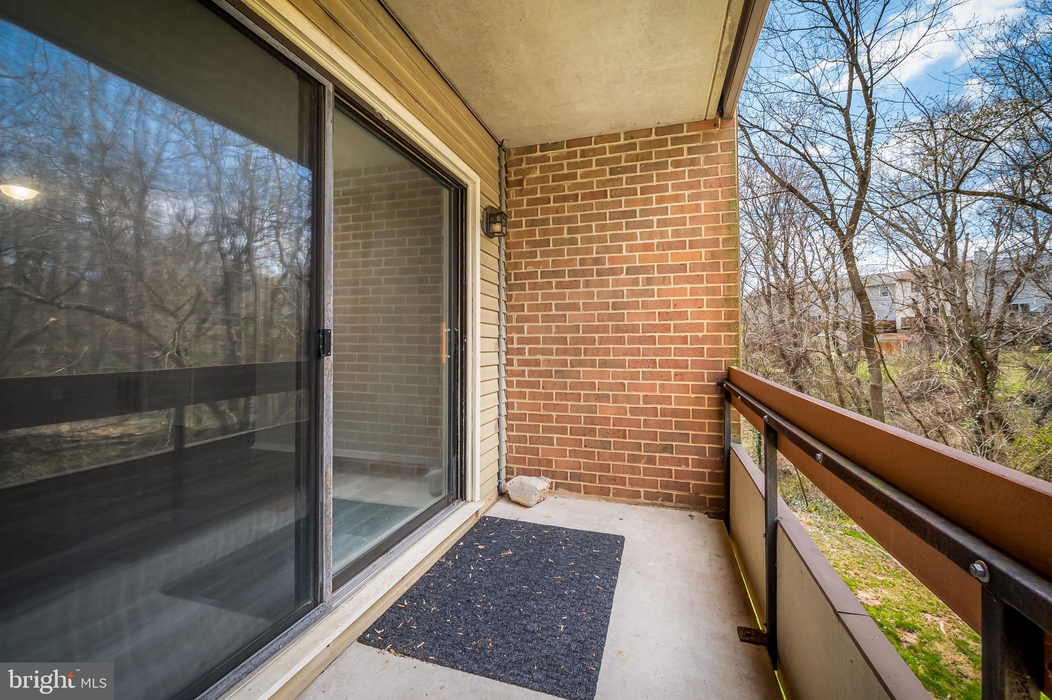 HAMPSTEAD VALLEY - Residential