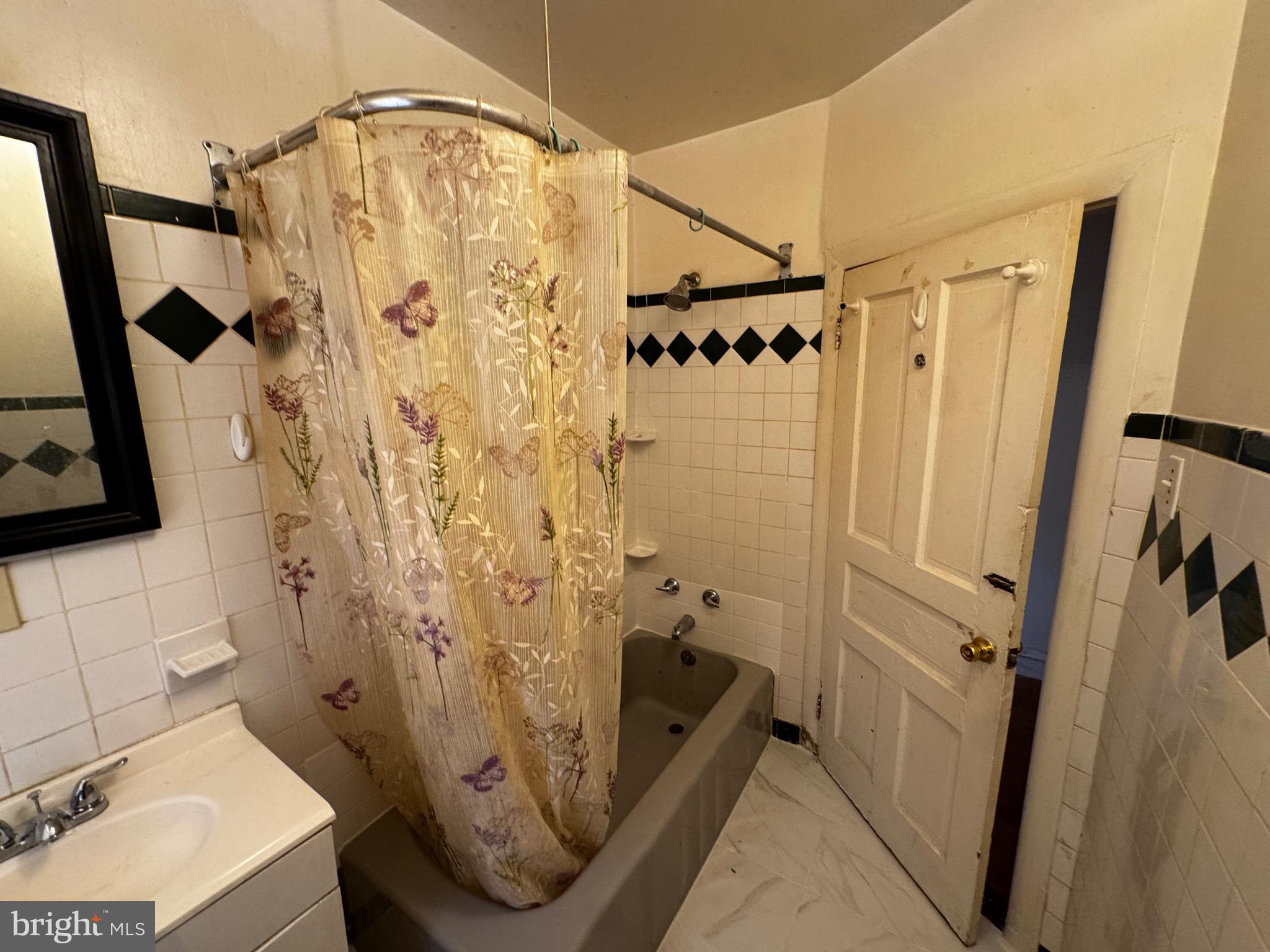 COBBS CREEK - Residential