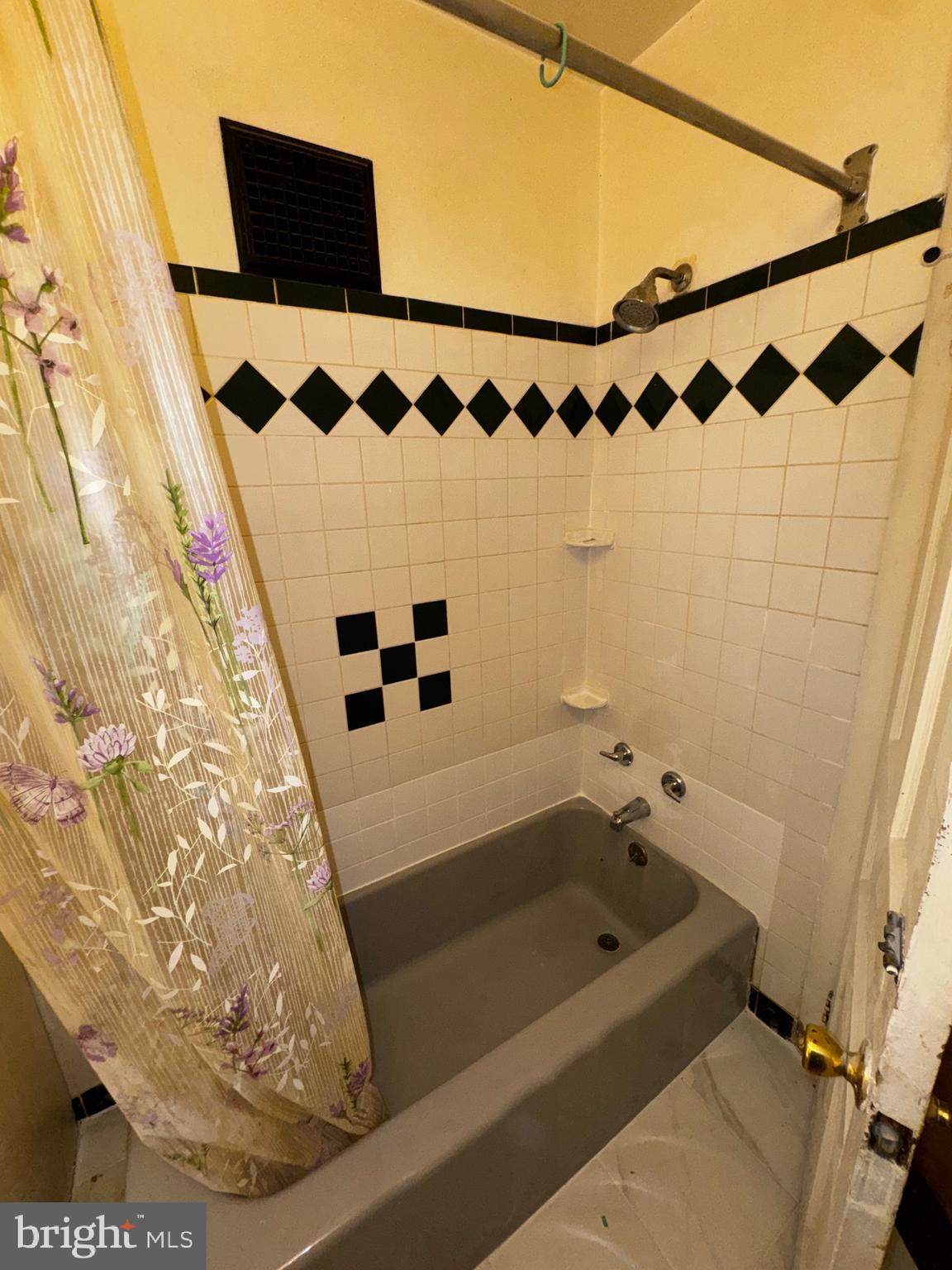 COBBS CREEK - Residential