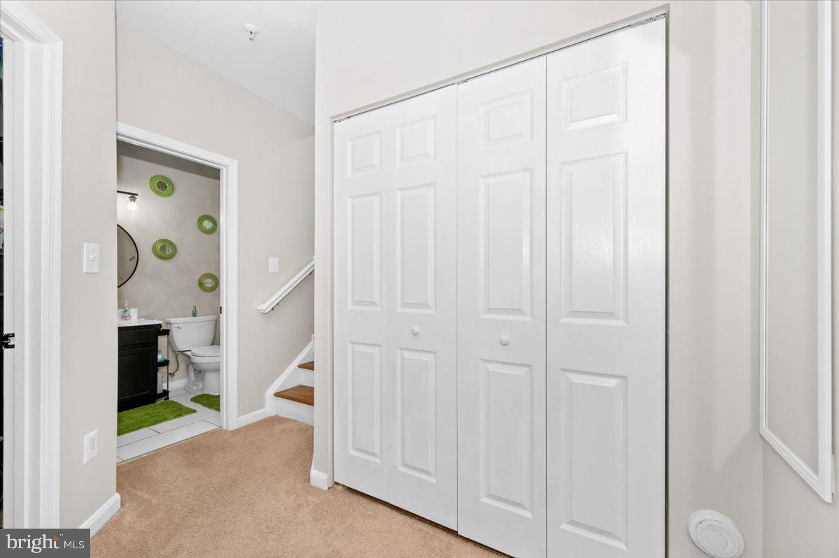 HAMPSHIRE HALL CONDO - Residential