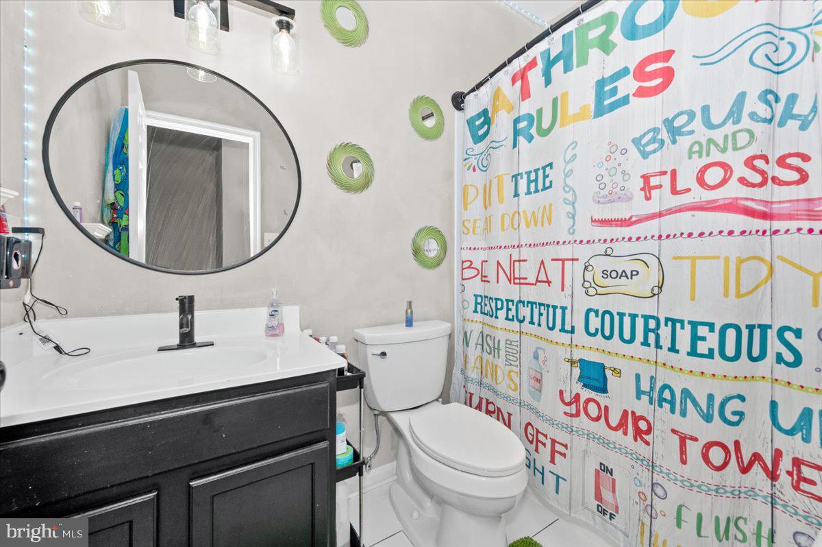 HAMPSHIRE HALL CONDO - Residential