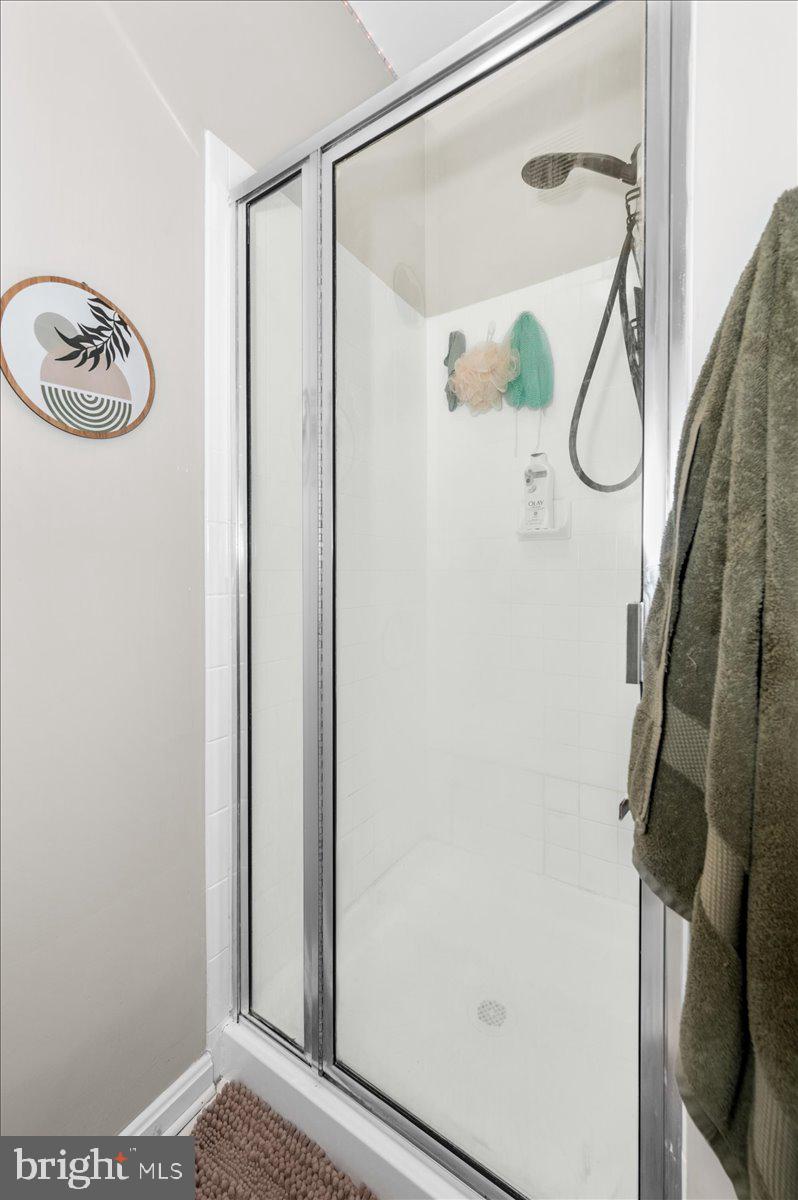 HAMPSHIRE HALL CONDO - Residential