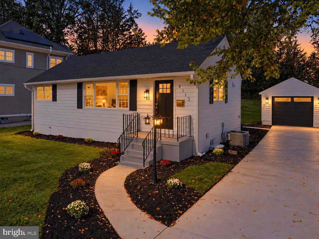 Photo of 4113 Knowles Avenue, KENSINGTON, MD 20895 (MLS # MDMC2261092)