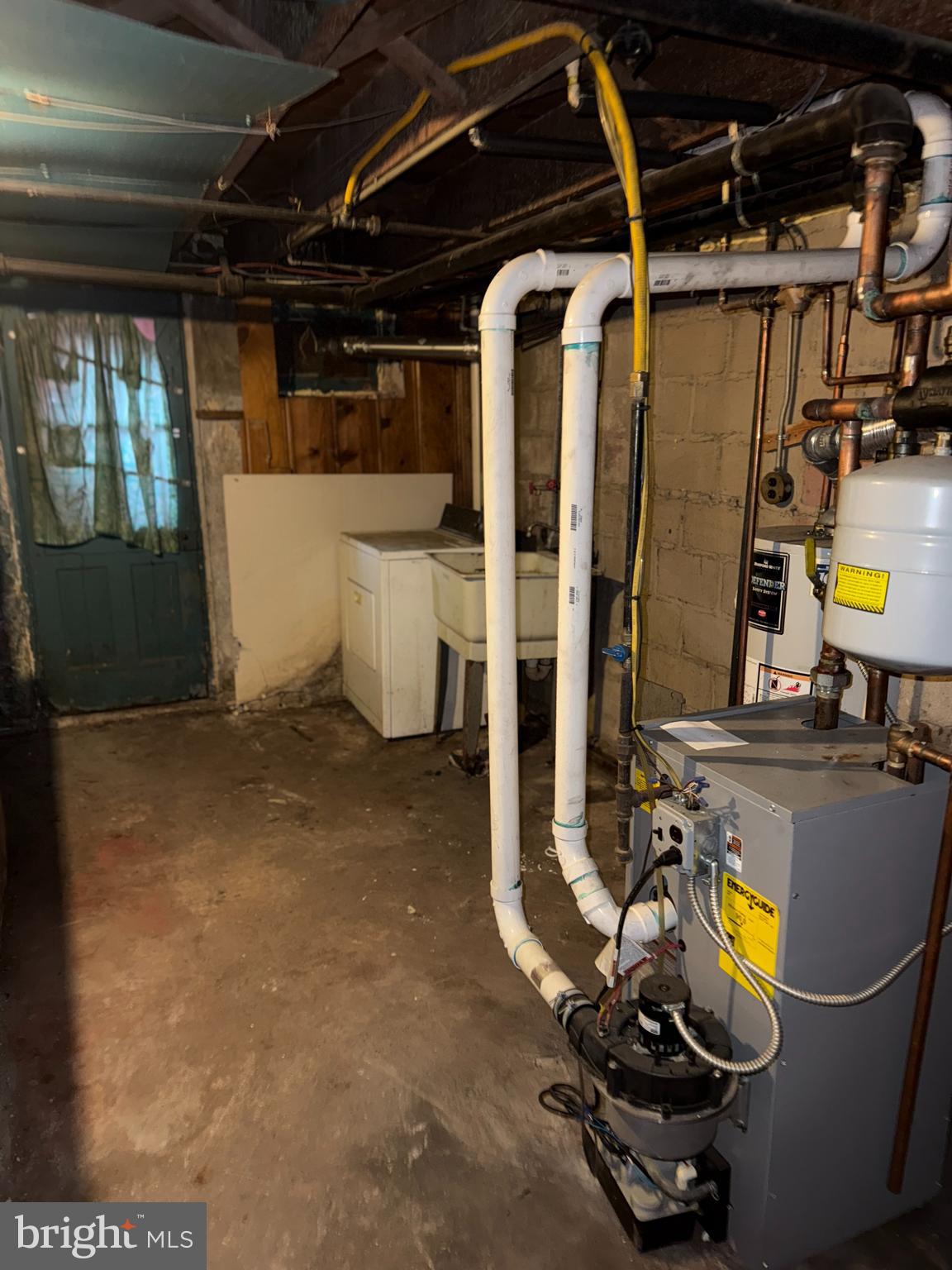 WEST BALTIMORE - Residential