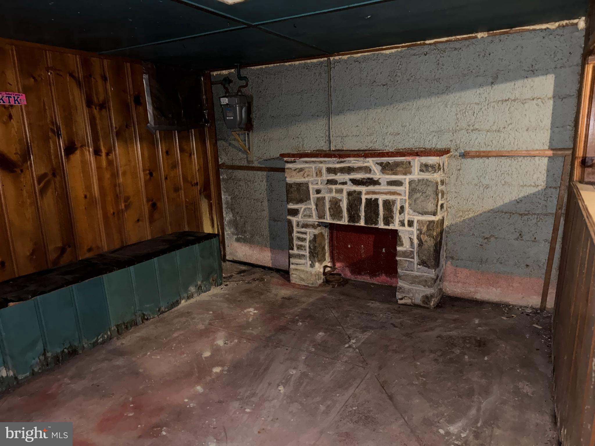 WEST BALTIMORE - Residential