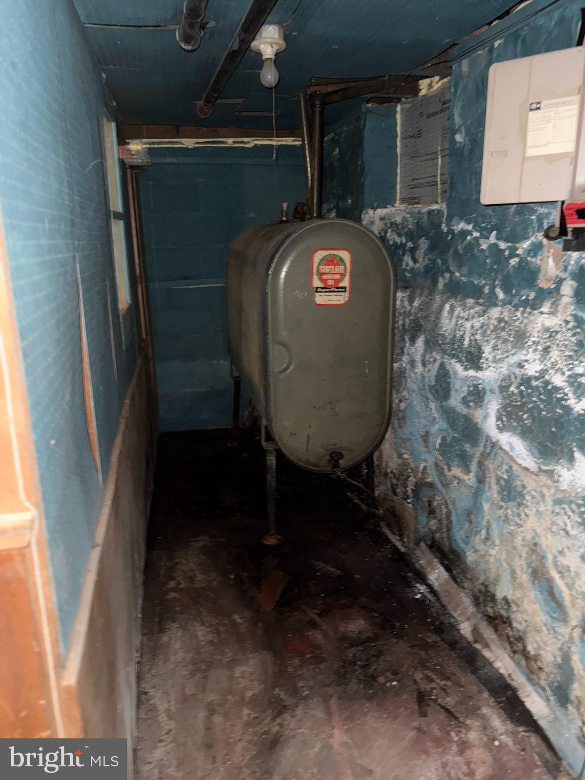 WEST BALTIMORE - Residential