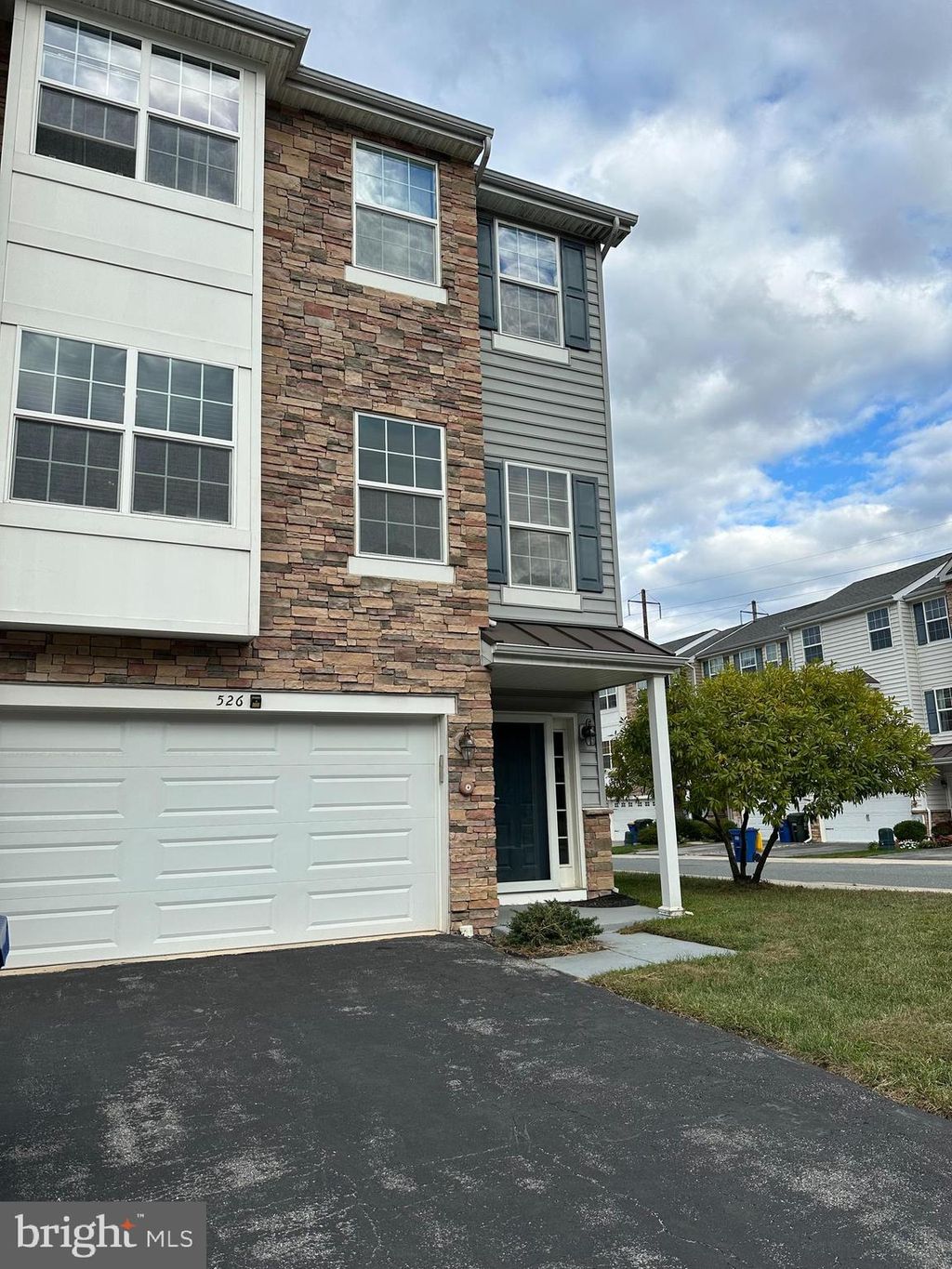 Photo of 526 S Twin Lakes Boulevard, NEWARK, DE 19711 (MLS # DENC2091790)