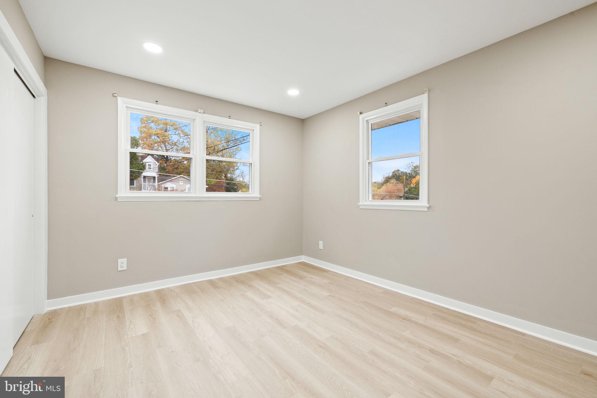 SPRINGFIELD - Residential