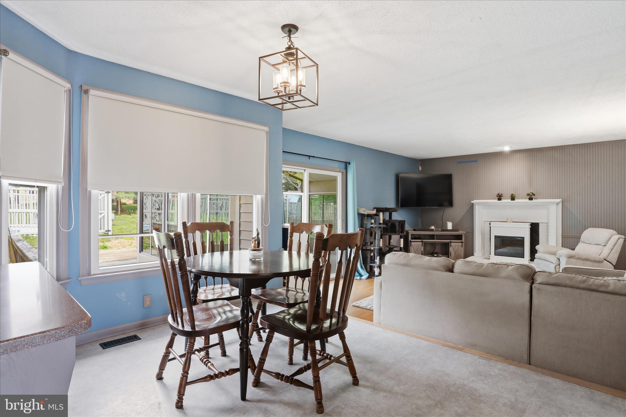 FAIRWAY MEADOWS - Residential