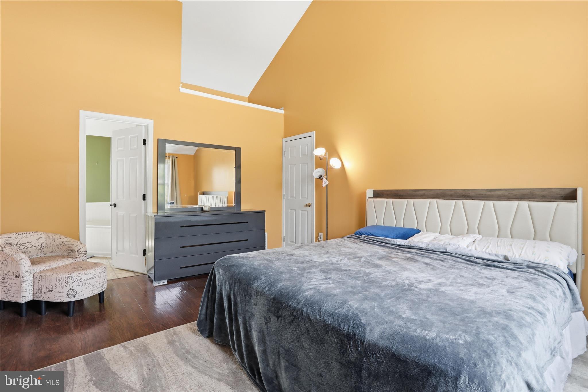 FAIRWAY MEADOWS - Residential