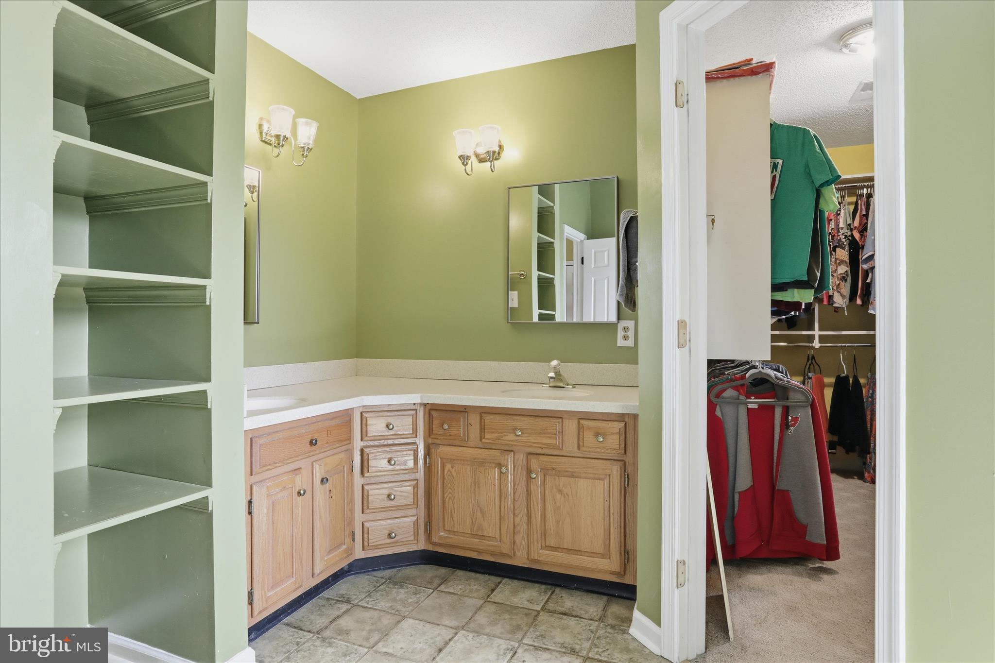 FAIRWAY MEADOWS - Residential