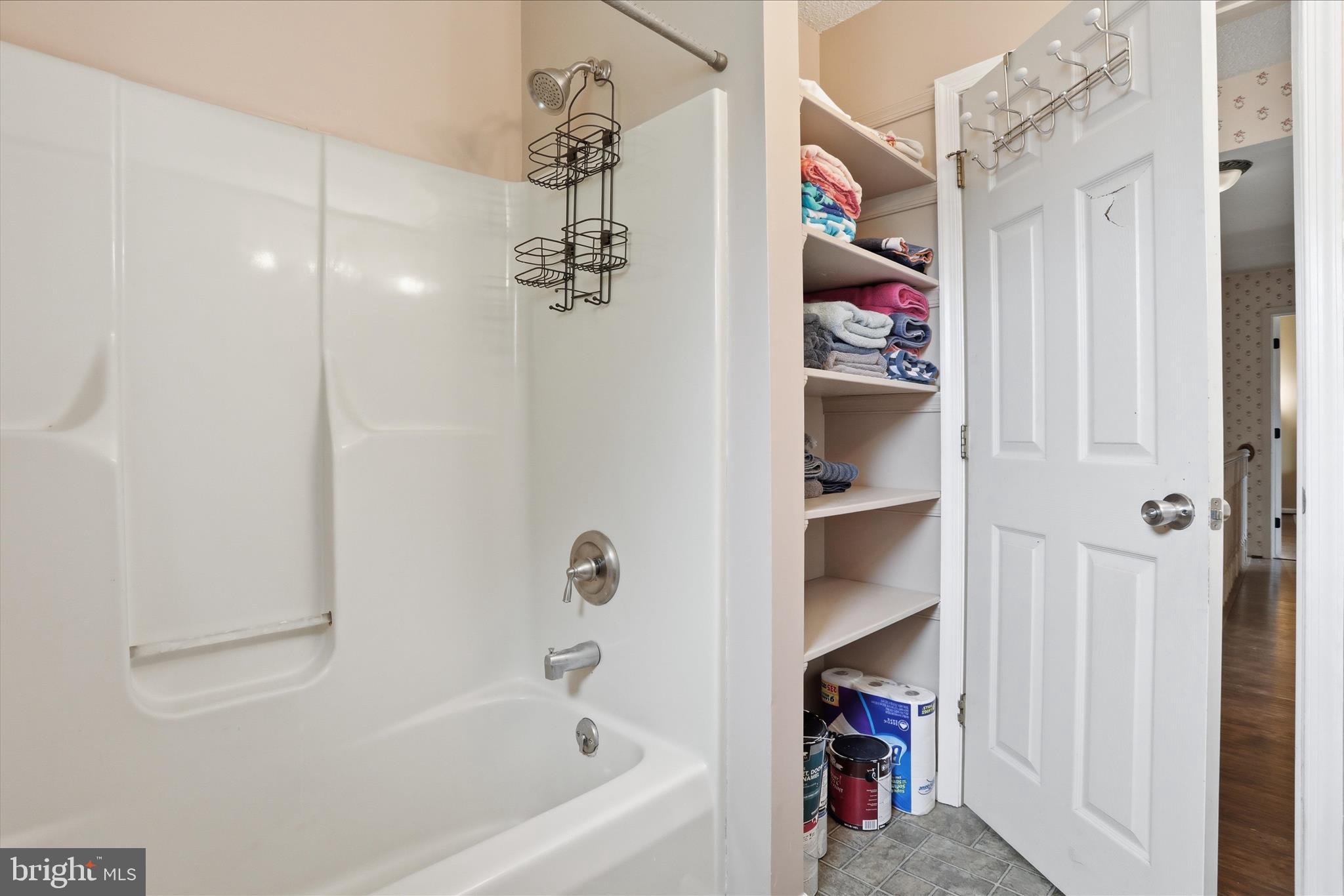 FAIRWAY MEADOWS - Residential