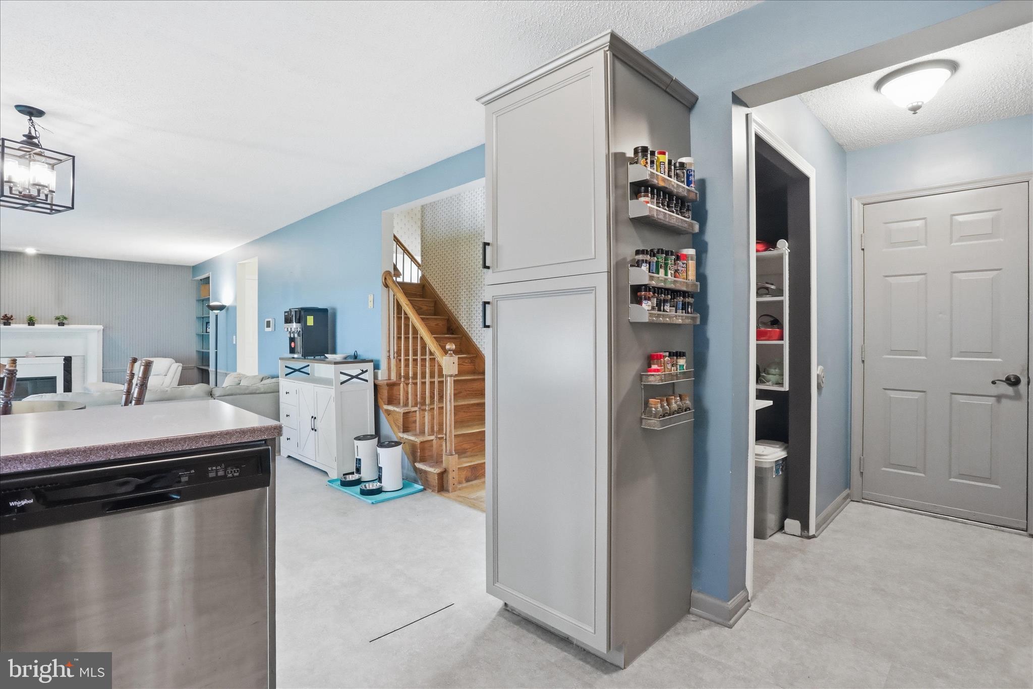 FAIRWAY MEADOWS - Residential
