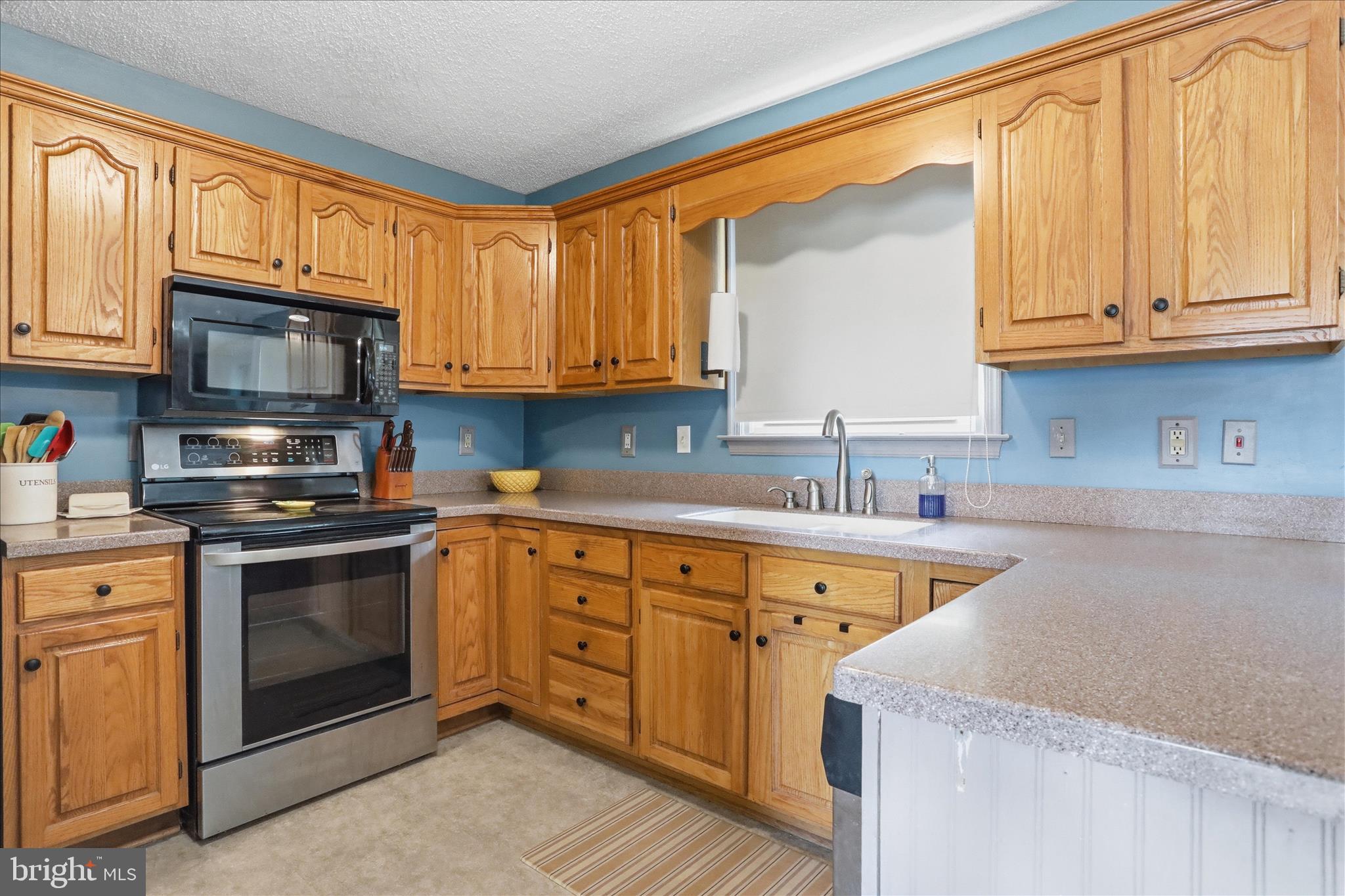 FAIRWAY MEADOWS - Residential
