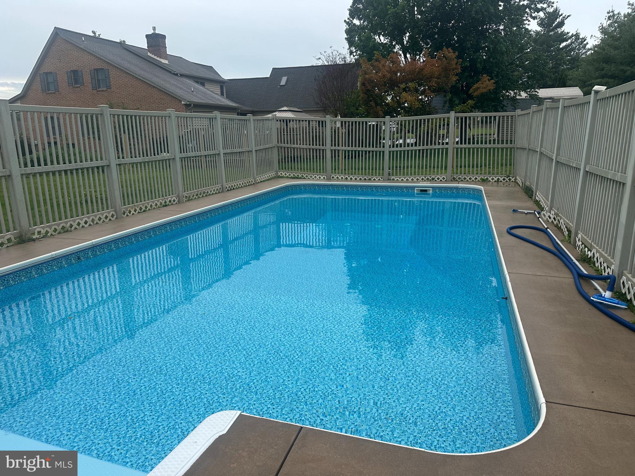 605 FAIR MEADOWS BOULEVARD