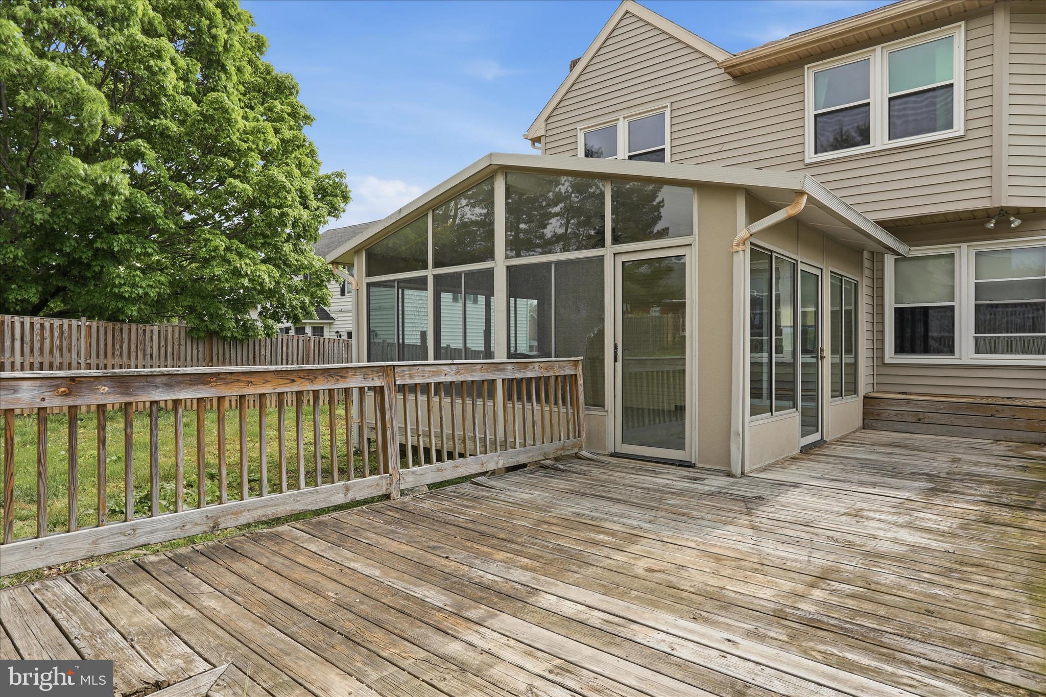 FAIRWAY MEADOWS - Residential