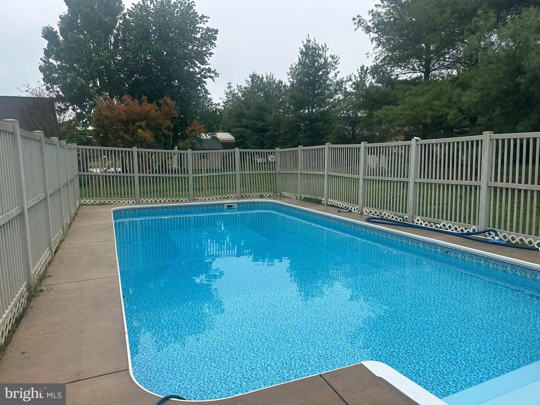 605 FAIR MEADOWS BOULEVARD