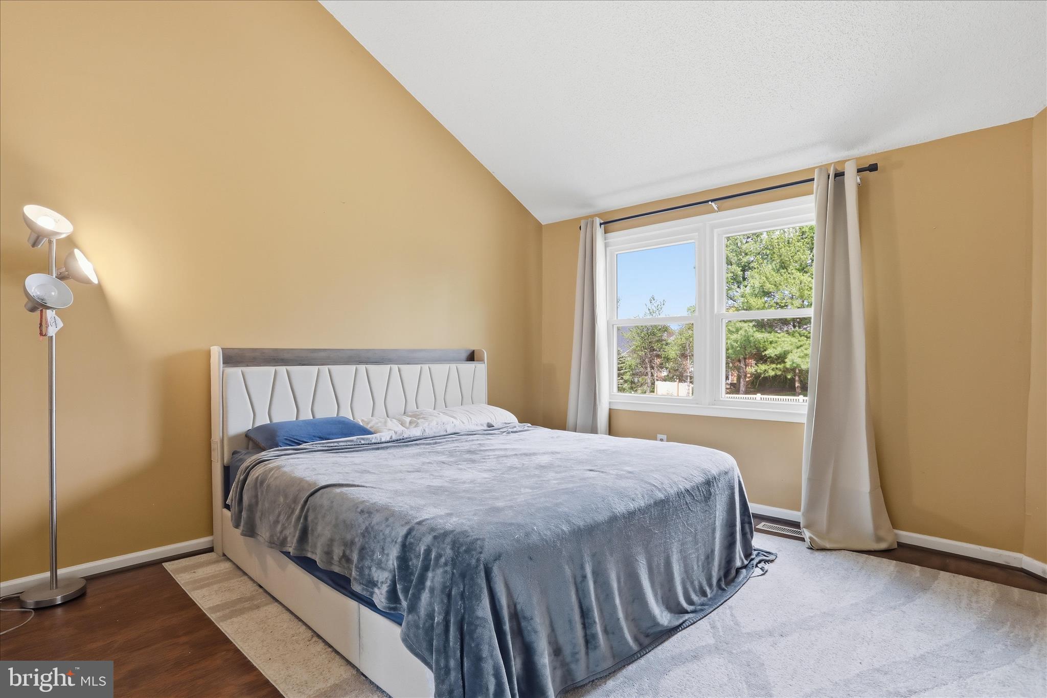 FAIRWAY MEADOWS - Residential