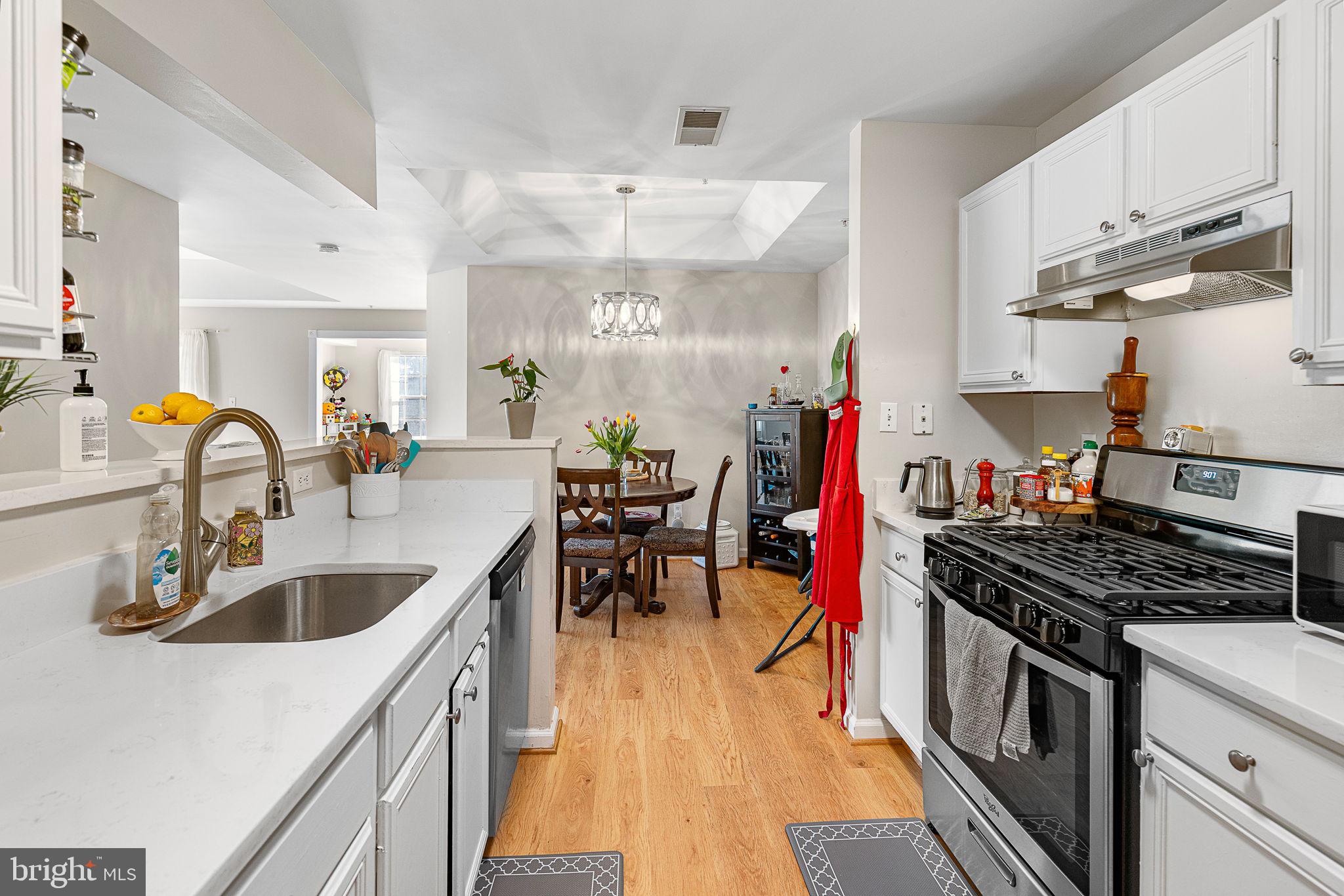 STRATFORD CONDOS - Residential