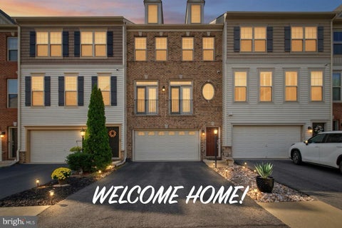 Townhouse For Rent - 1443 Occoquan Heights Court<br/> OCCOQUAN, VA 22125