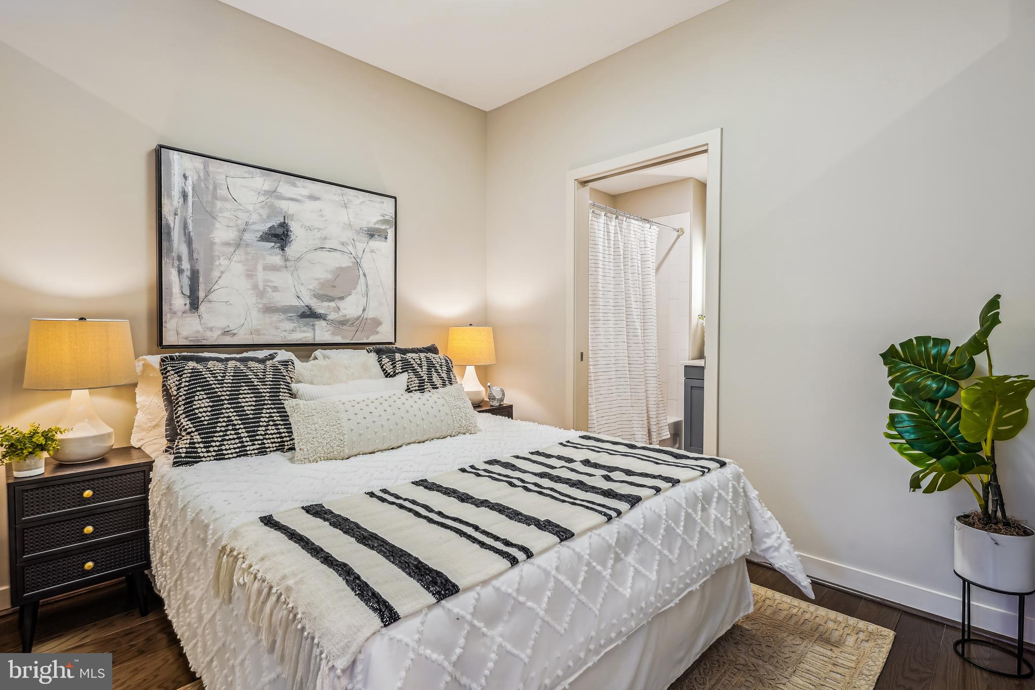 DOWNTOWN SILVER SPRING - Residential