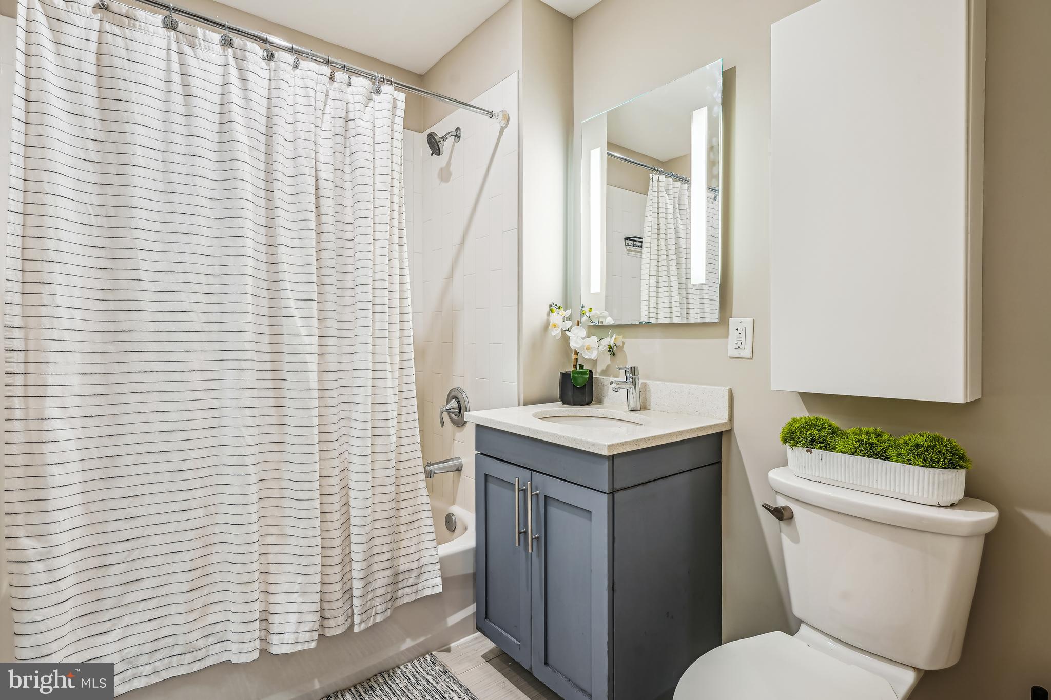 DOWNTOWN SILVER SPRING - Residential