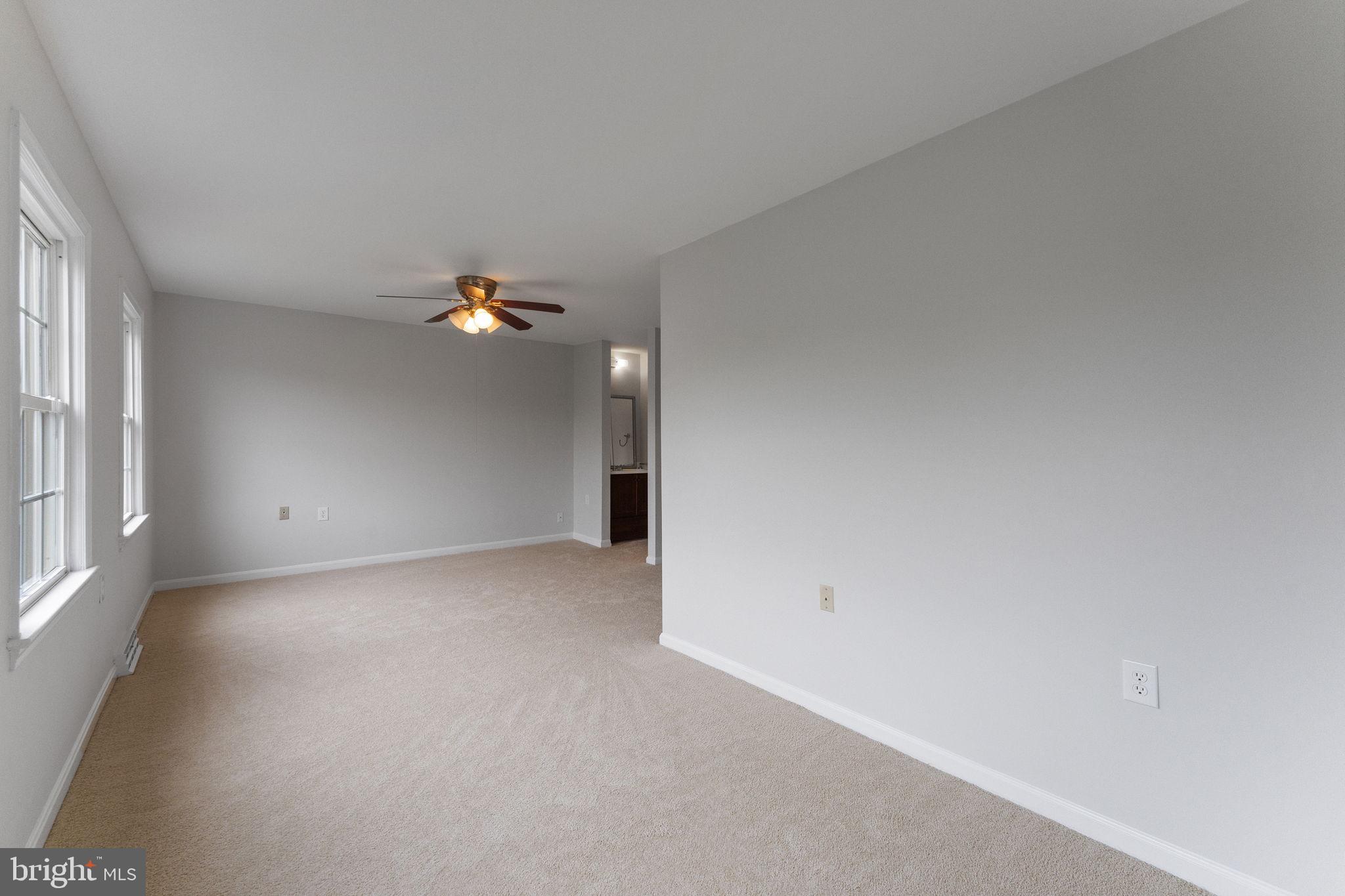 EXETER SQUARE - Residential